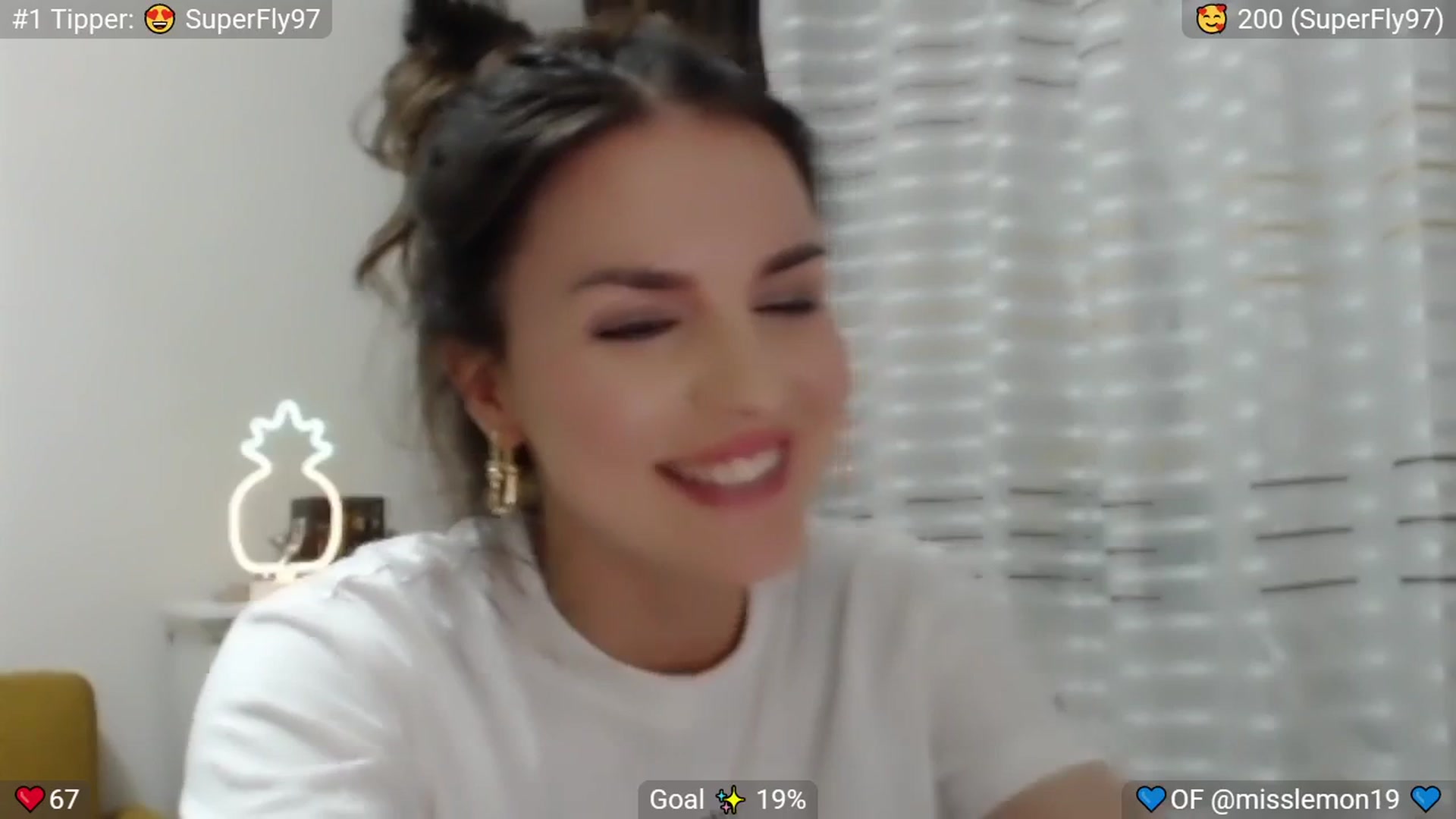 Gallery image thumbnail from MissReno's myfreecams stream on, 07/30/2025, 21:38 image 19 of 20