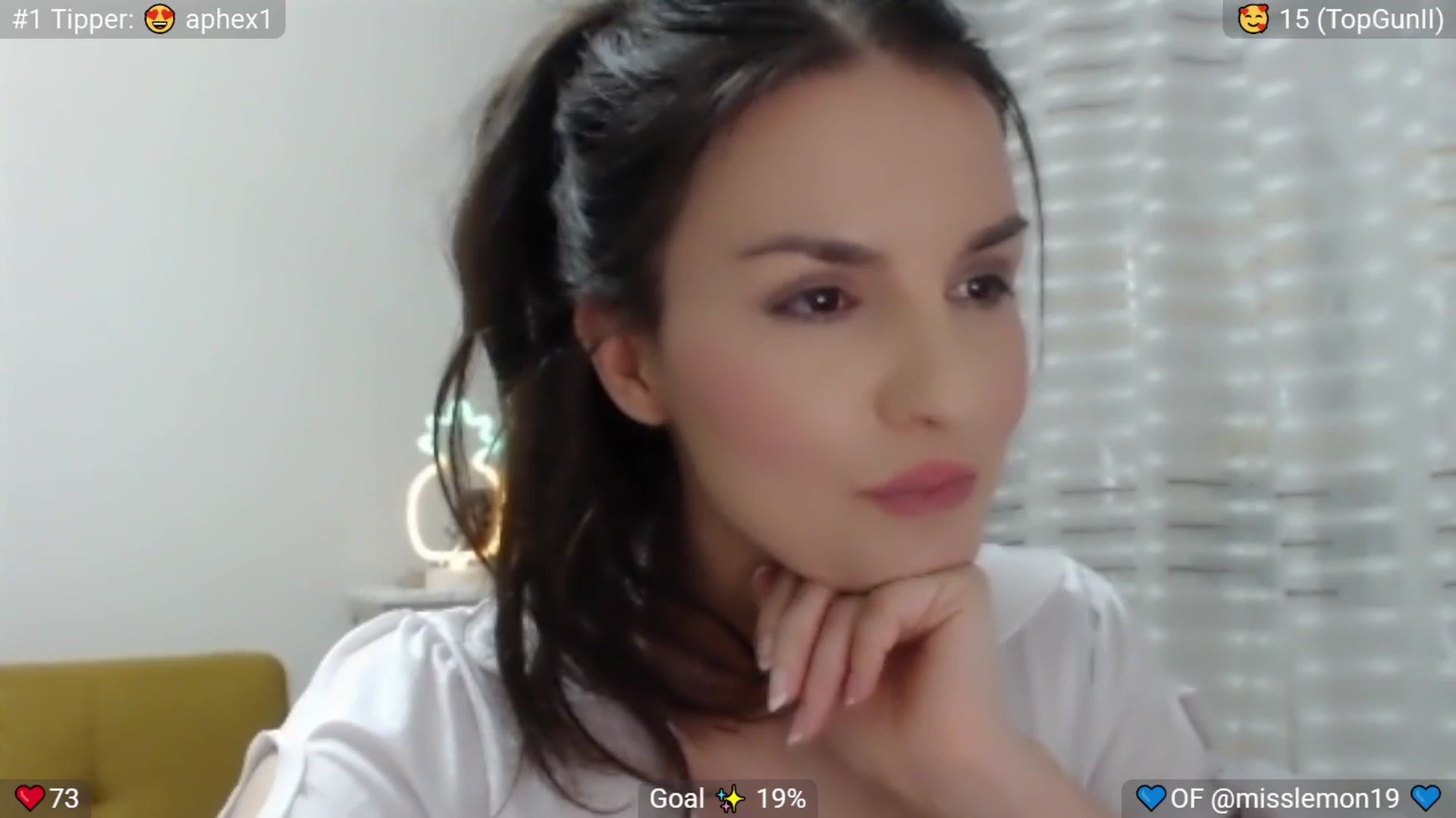 Gallery image thumbnail from MissReno's myfreecams stream on, 07/31/2025, 16:02 image 15 of 20