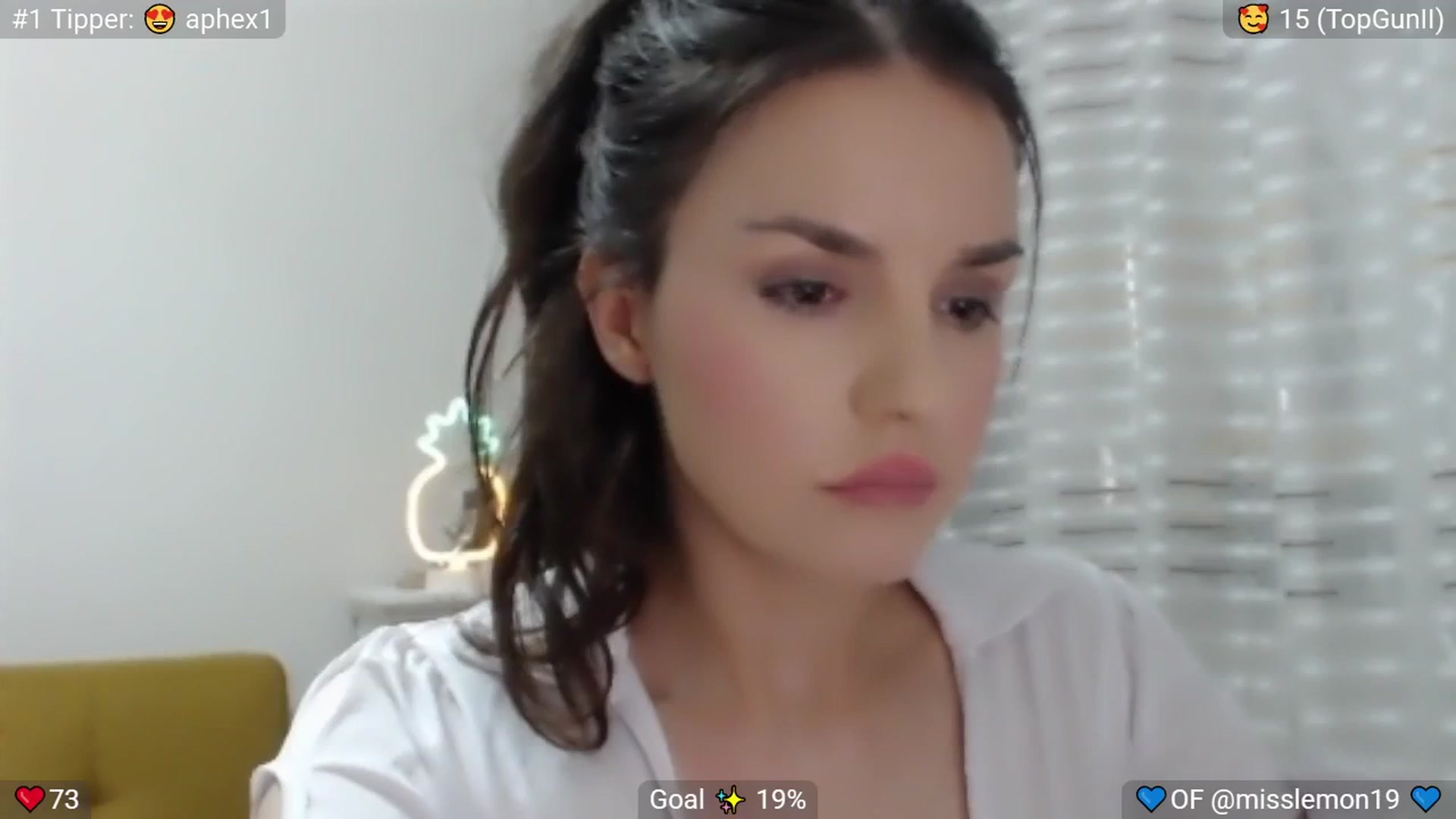 Gallery image thumbnail from MissReno's myfreecams stream on, 07/31/2025, 16:02 image 12 of 20