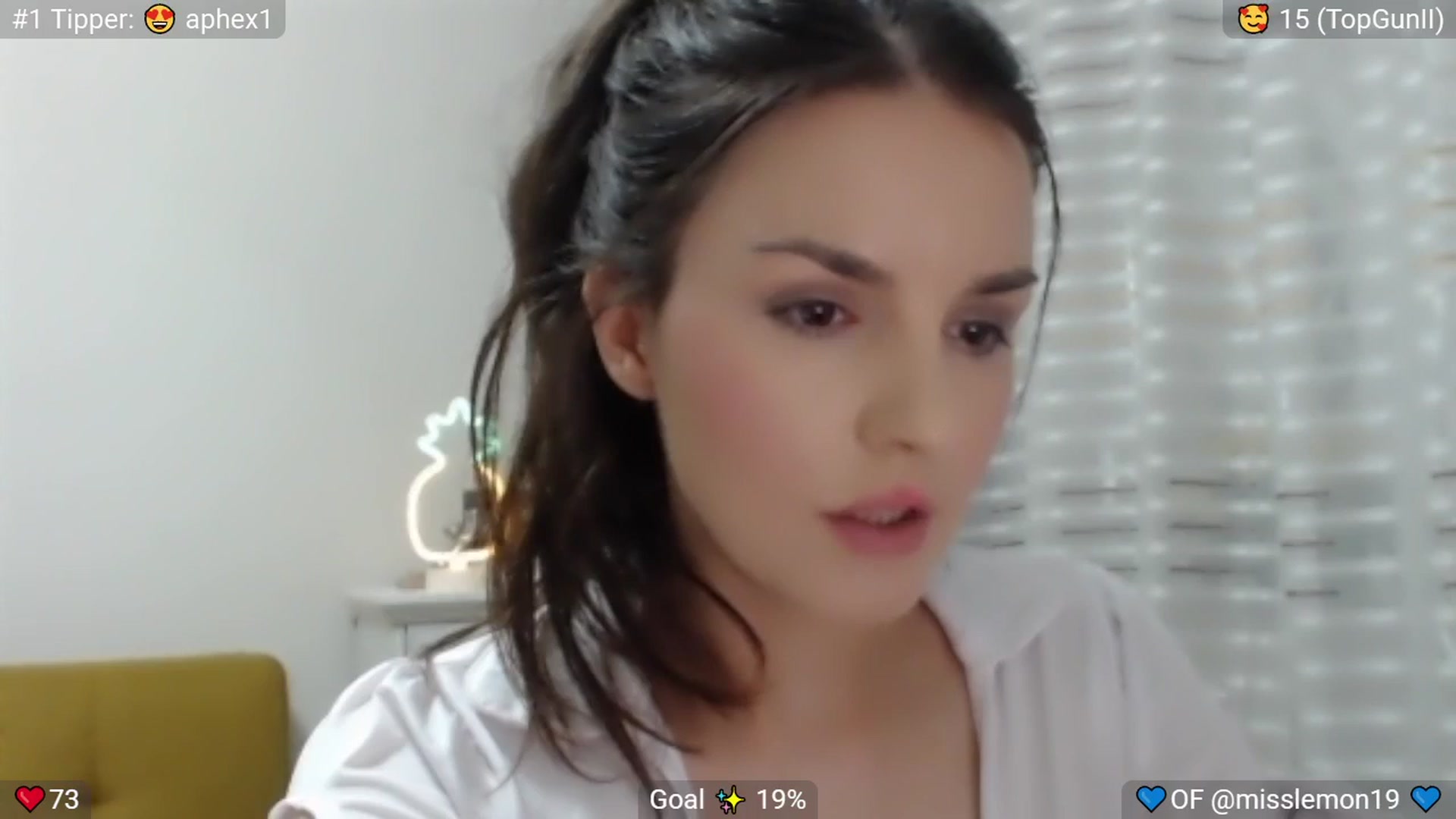 Gallery image thumbnail from MissReno's myfreecams stream on, 07/31/2025, 16:02 image 17 of 20