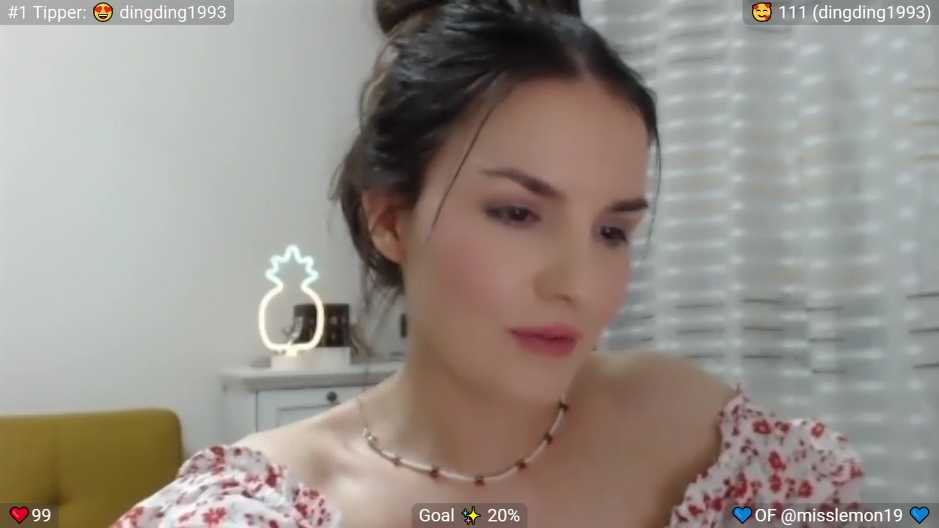 Gallery image thumbnail from MissReno's myfreecams stream on, 08/01/2025, 20:37 image 11 of 20