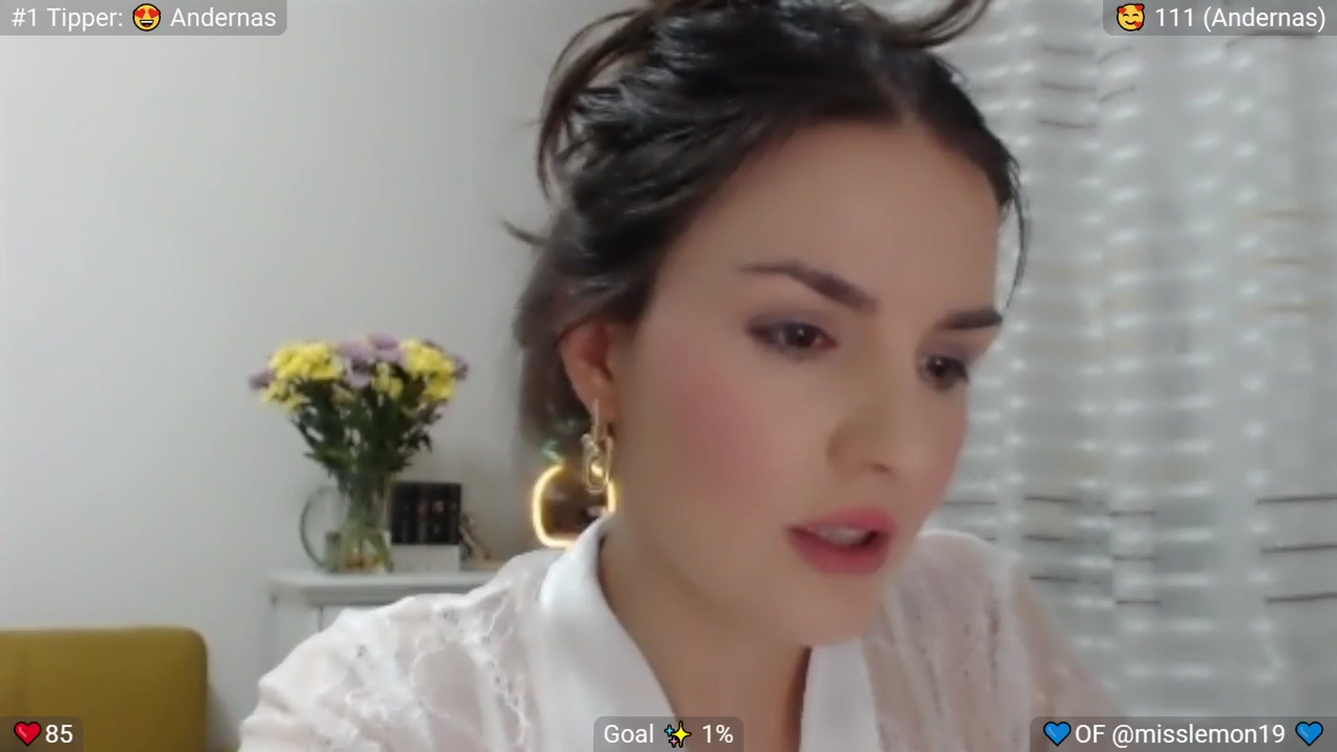 Gallery image thumbnail from MissReno's myfreecams stream on, 08/02/2025, 18:09 image 16 of 20