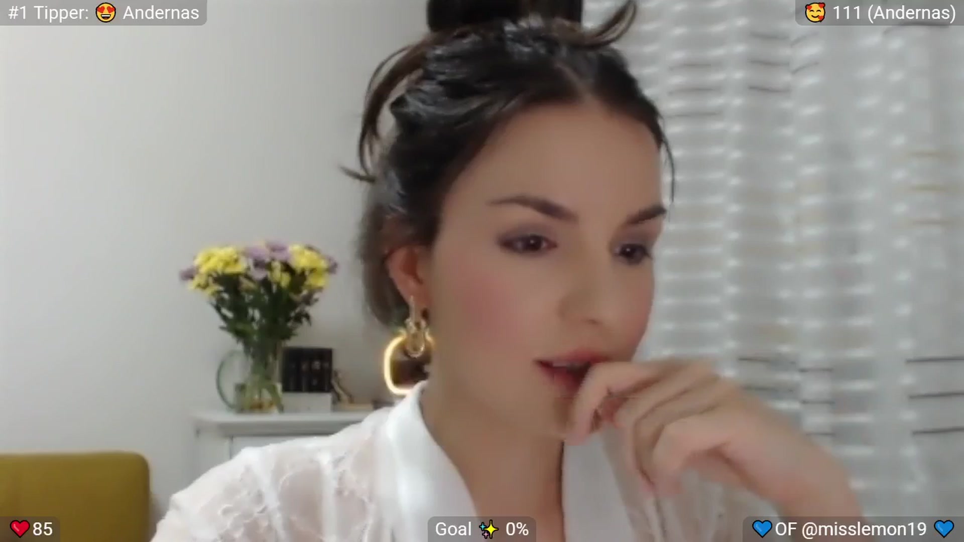 Gallery image thumbnail from MissReno's myfreecams stream on, 08/02/2025, 18:09 image 11 of 20