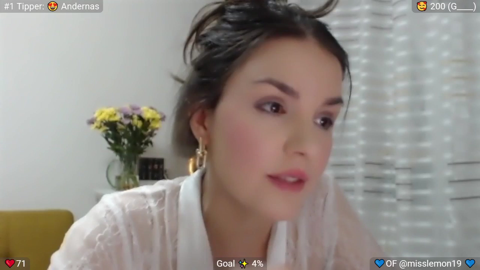 Gallery image thumbnail from MissReno's myfreecams stream on, 08/02/2025, 19:16 image 11 of 20