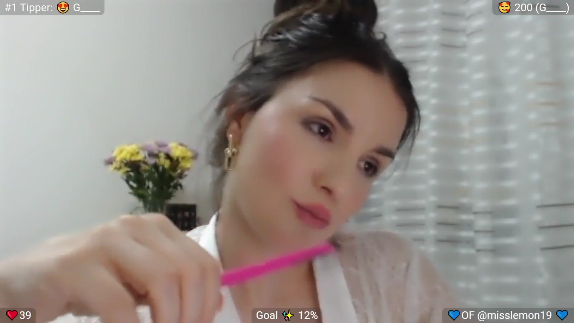 Gallery image thumbnail from MissReno's myfreecams stream on, 08/02/2025, 23:59 image 12 of 20