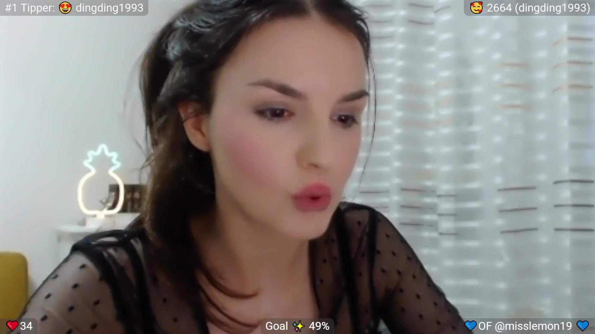 Gallery image thumbnail from MissReno's myfreecams stream on, 08/03/2025, 17:52 image 14 of 20