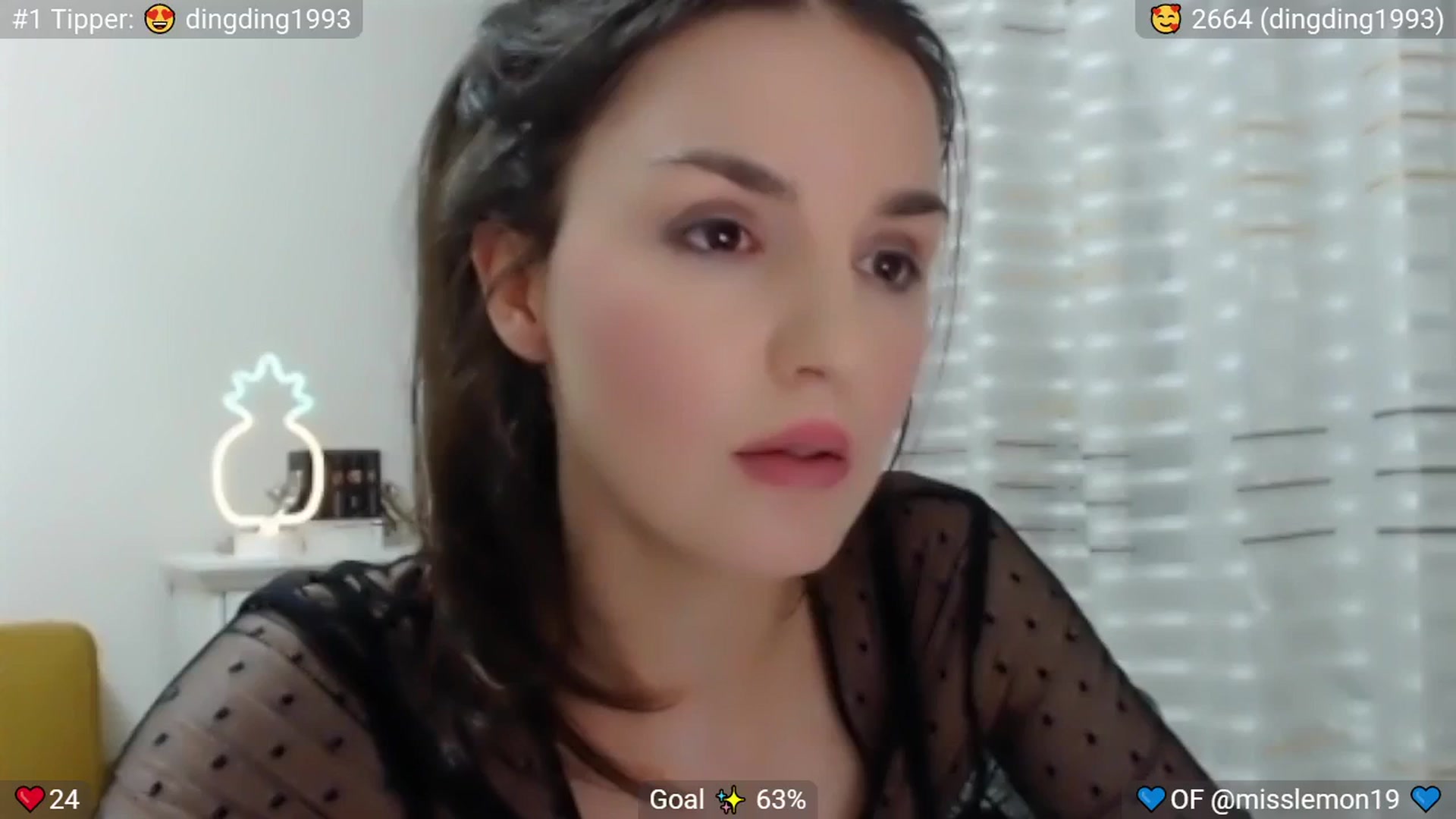 Gallery image thumbnail from MissReno's myfreecams stream on, 08/03/2025, 20:35 image 12 of 20