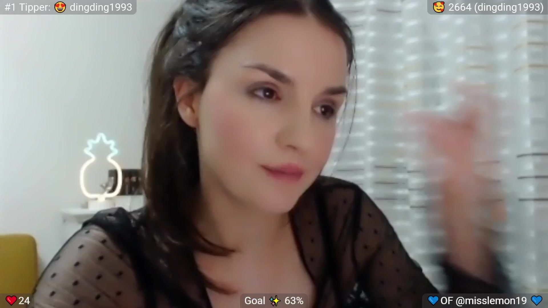Gallery image thumbnail from MissReno's myfreecams stream on, 08/03/2025, 20:35 image 18 of 20