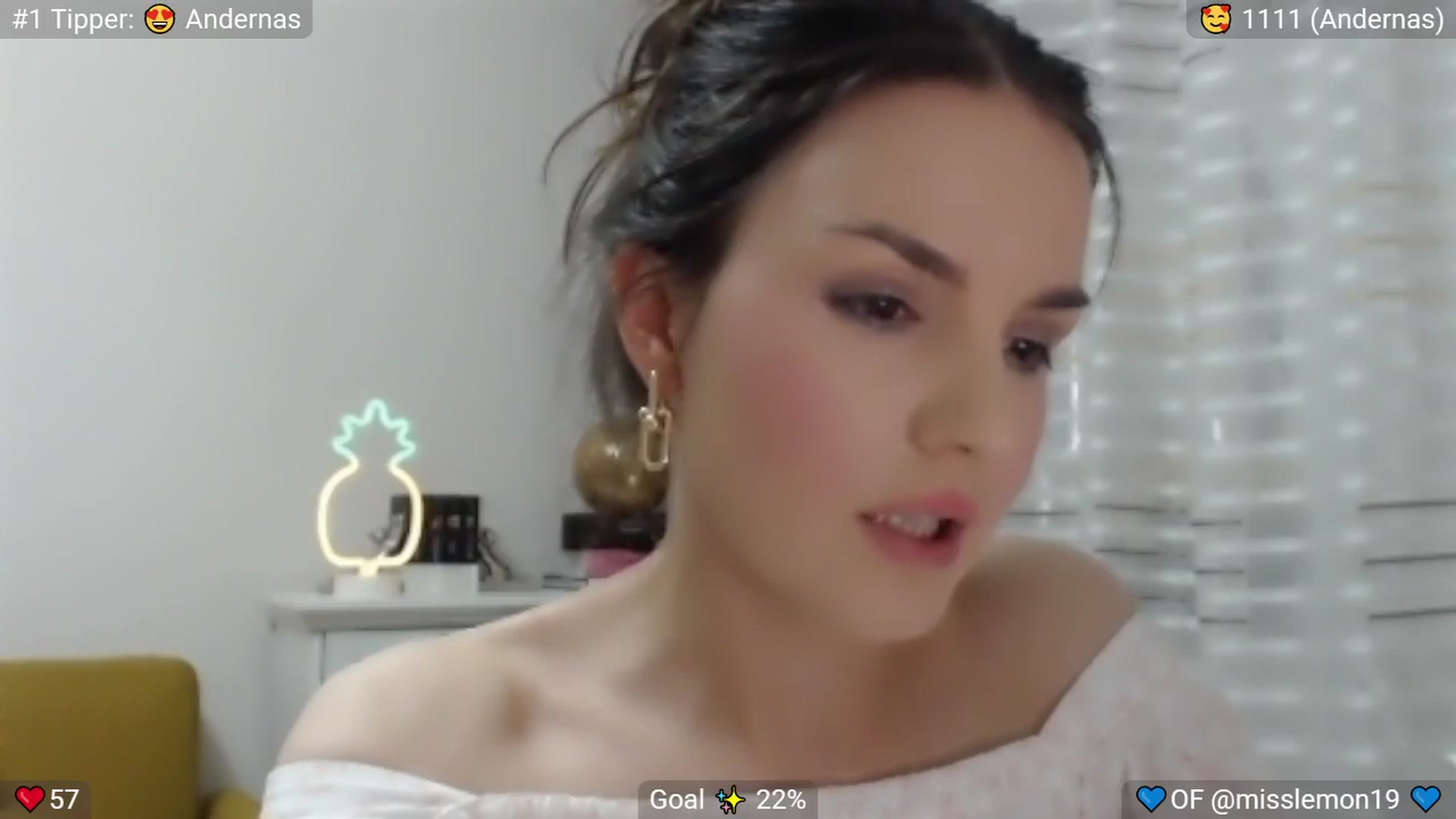 Gallery image thumbnail from MissReno's myfreecams stream on, 08/09/2025, 15:39 image 18 of 20