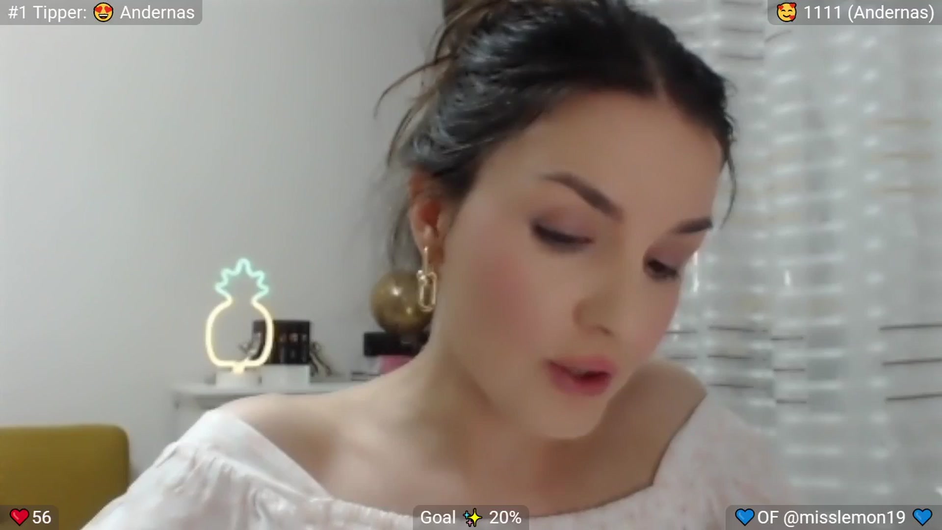 Gallery image thumbnail from MissReno's myfreecams stream on, 08/09/2025, 15:39 image 2 of 20
