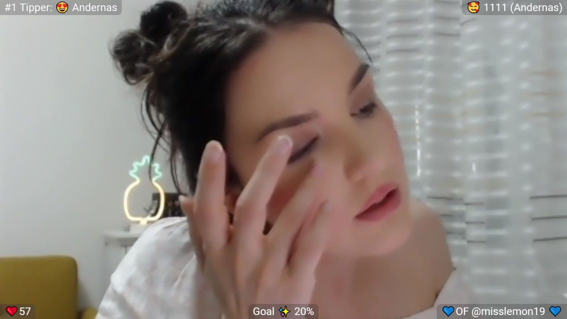 Gallery image thumbnail from MissReno's myfreecams stream on, 08/09/2025, 15:39 image 8 of 20
