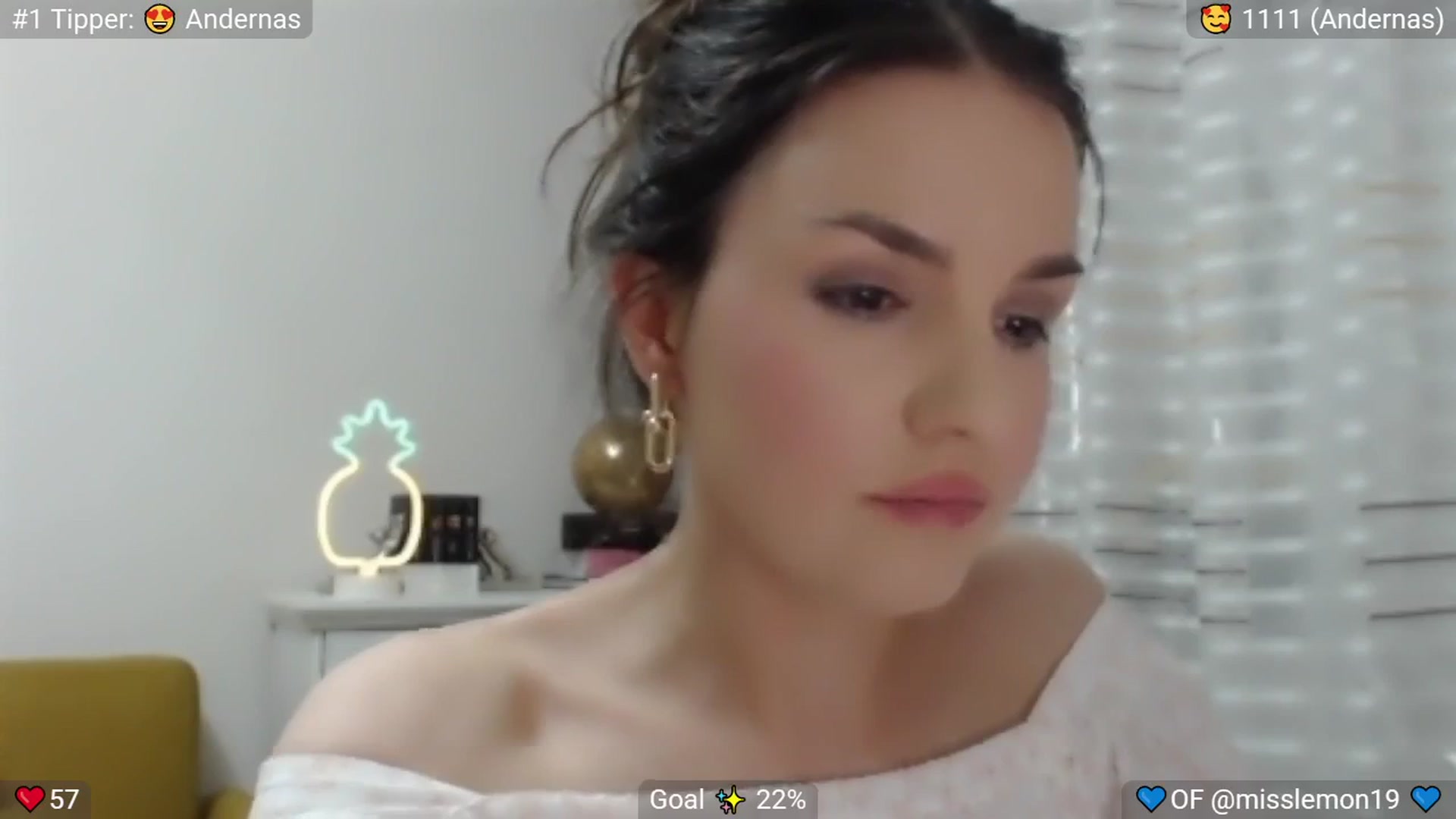 Gallery image thumbnail from MissReno's myfreecams stream on, 08/09/2025, 15:39 image 17 of 20