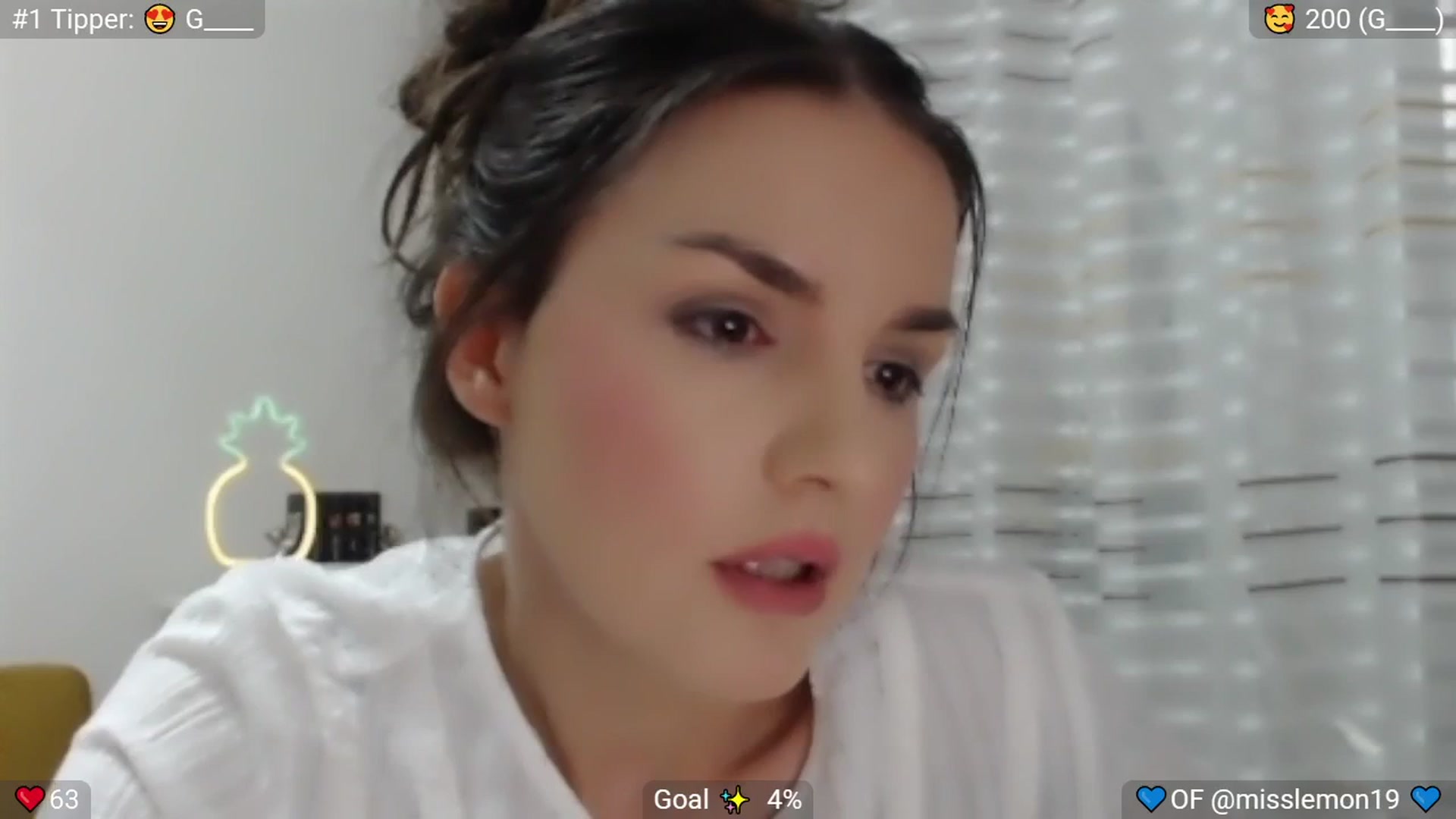 Gallery image thumbnail from MissReno's myfreecams stream on, 08/14/2025, 16:33 image 20 of 20