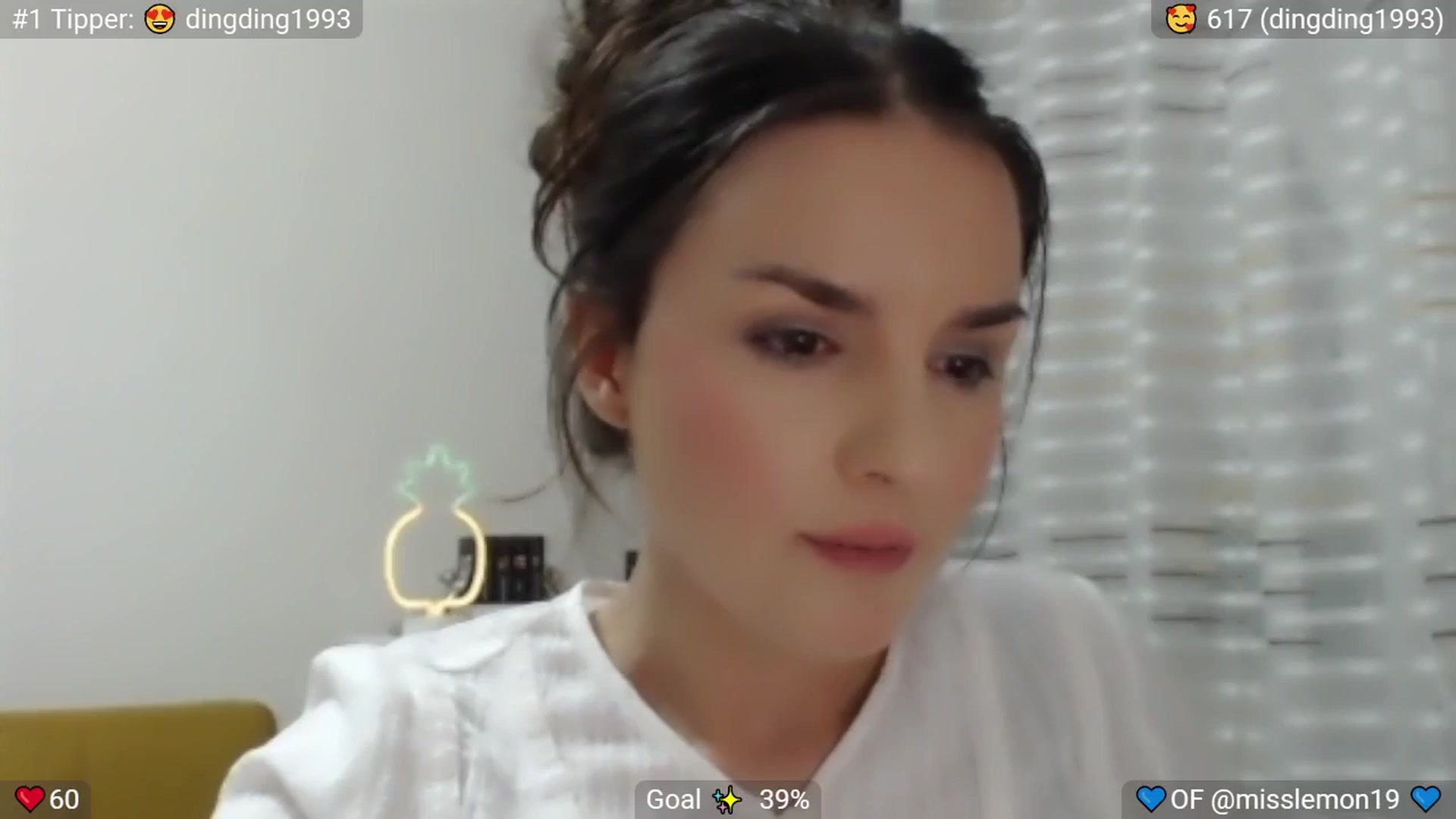Gallery image thumbnail from MissReno's myfreecams stream on, 08/14/2025, 20:27 image 15 of 20