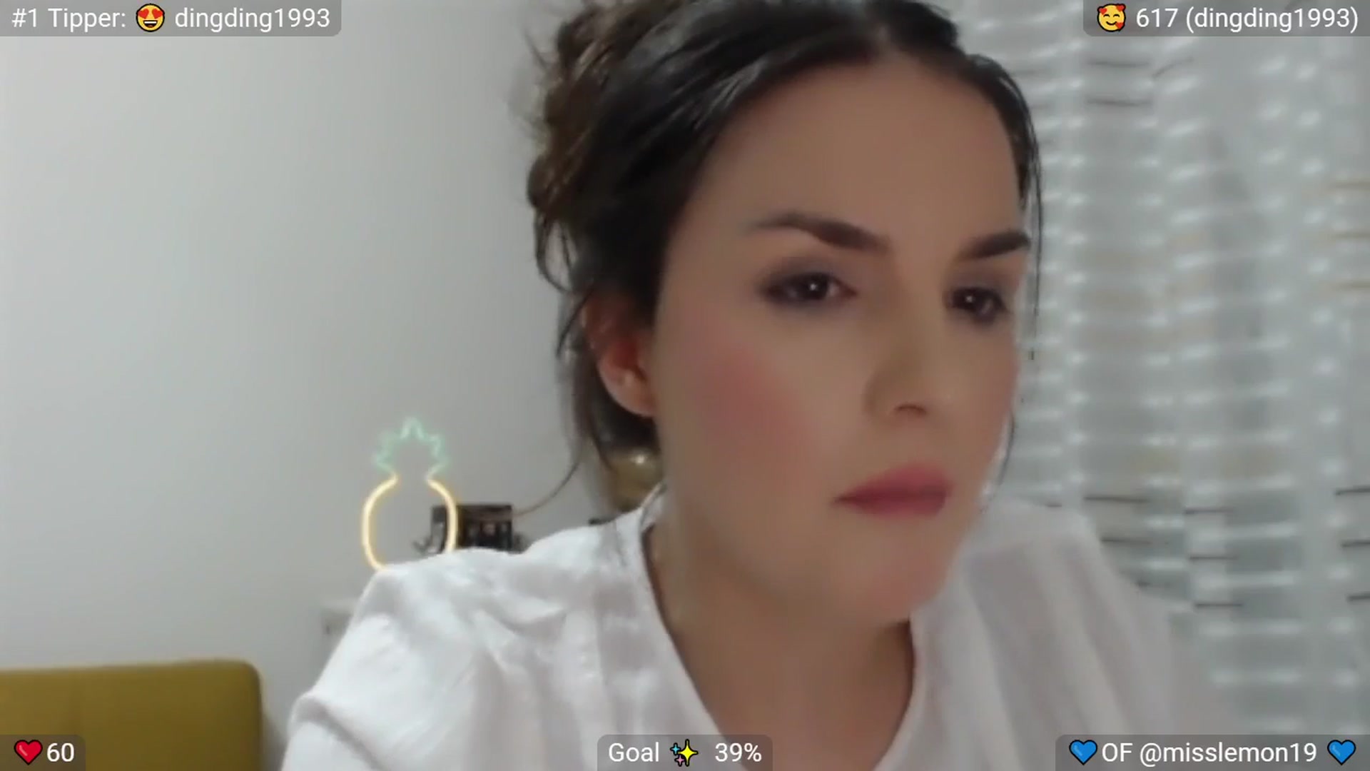 Gallery image thumbnail from MissReno's myfreecams stream on, 08/14/2025, 20:27 image 16 of 20