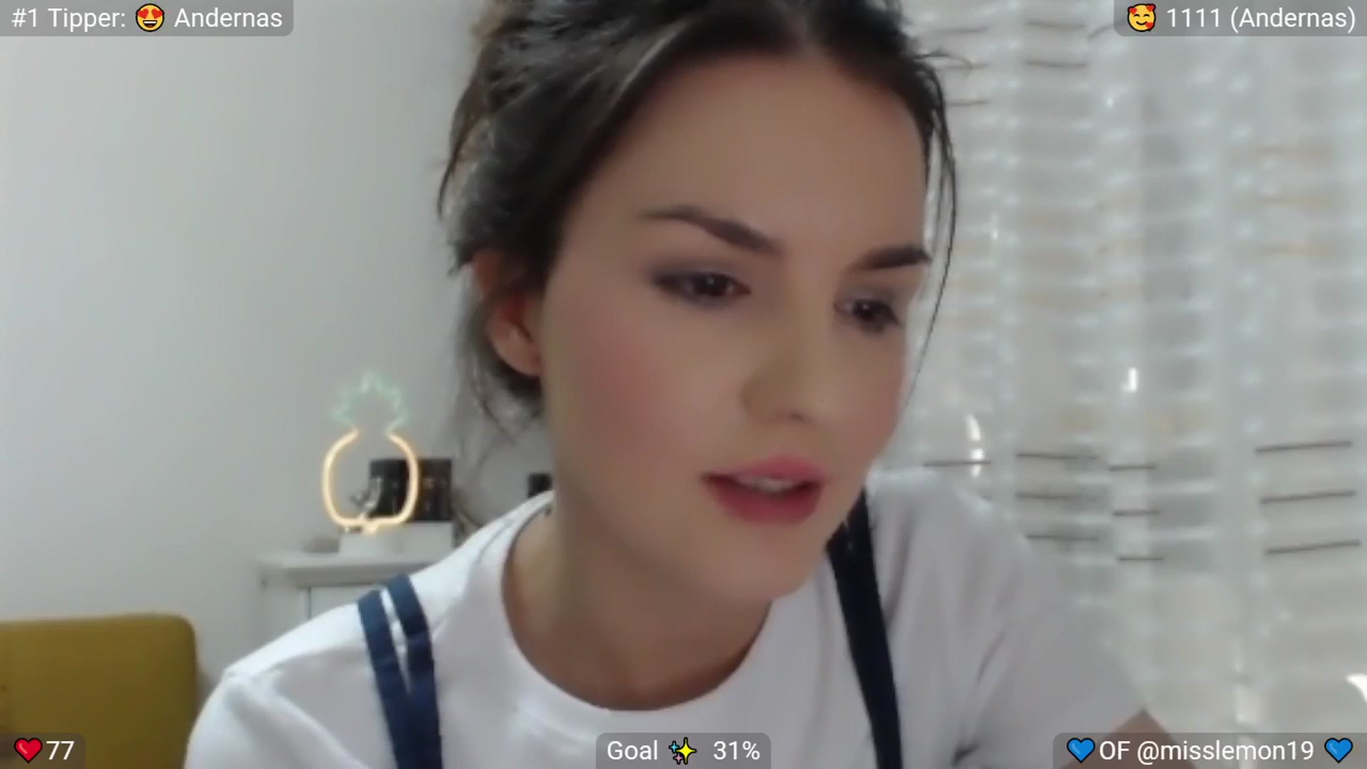 Gallery image thumbnail from MissReno's myfreecams stream on, 08/17/2025, 06:55 image 17 of 20