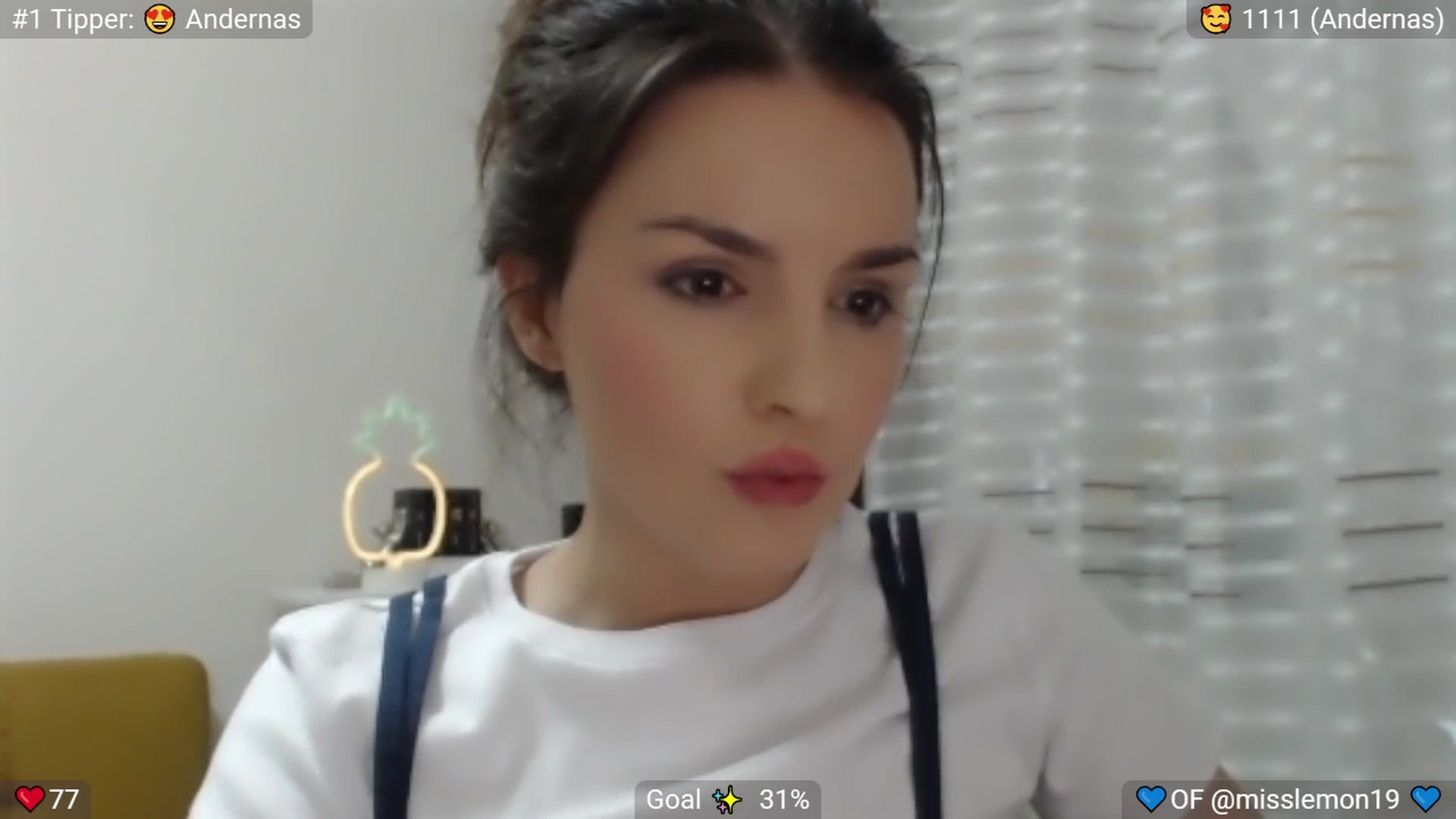 Gallery image thumbnail from MissReno's myfreecams stream on, 08/17/2025, 06:55 image 14 of 20