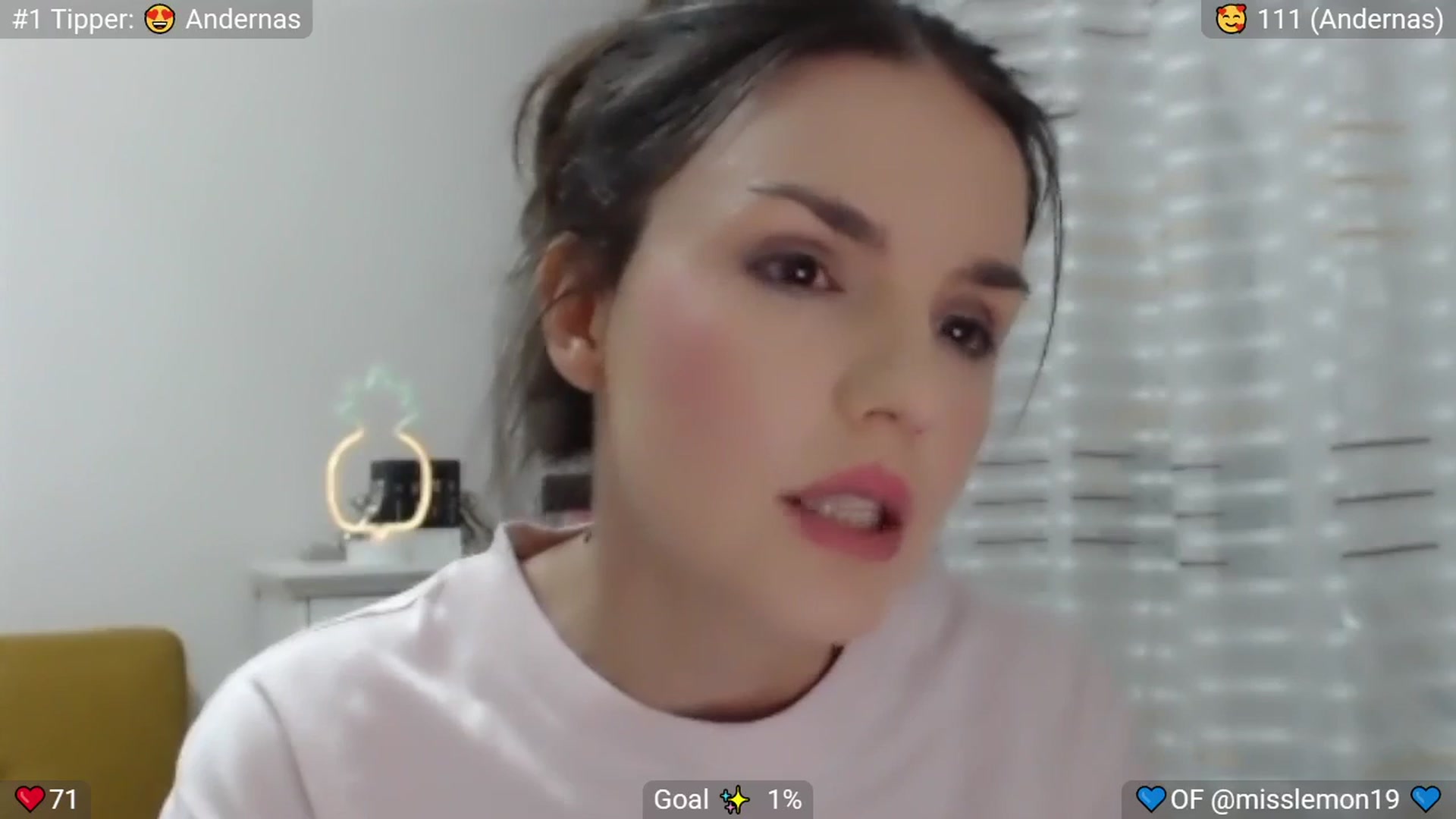 Gallery image thumbnail from MissReno's myfreecams stream on, 08/17/2025, 17:30 image 20 of 20