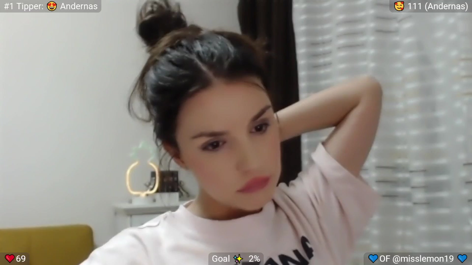 Gallery image thumbnail from MissReno's myfreecams stream on, 08/17/2025, 19:47 image 3 of 20