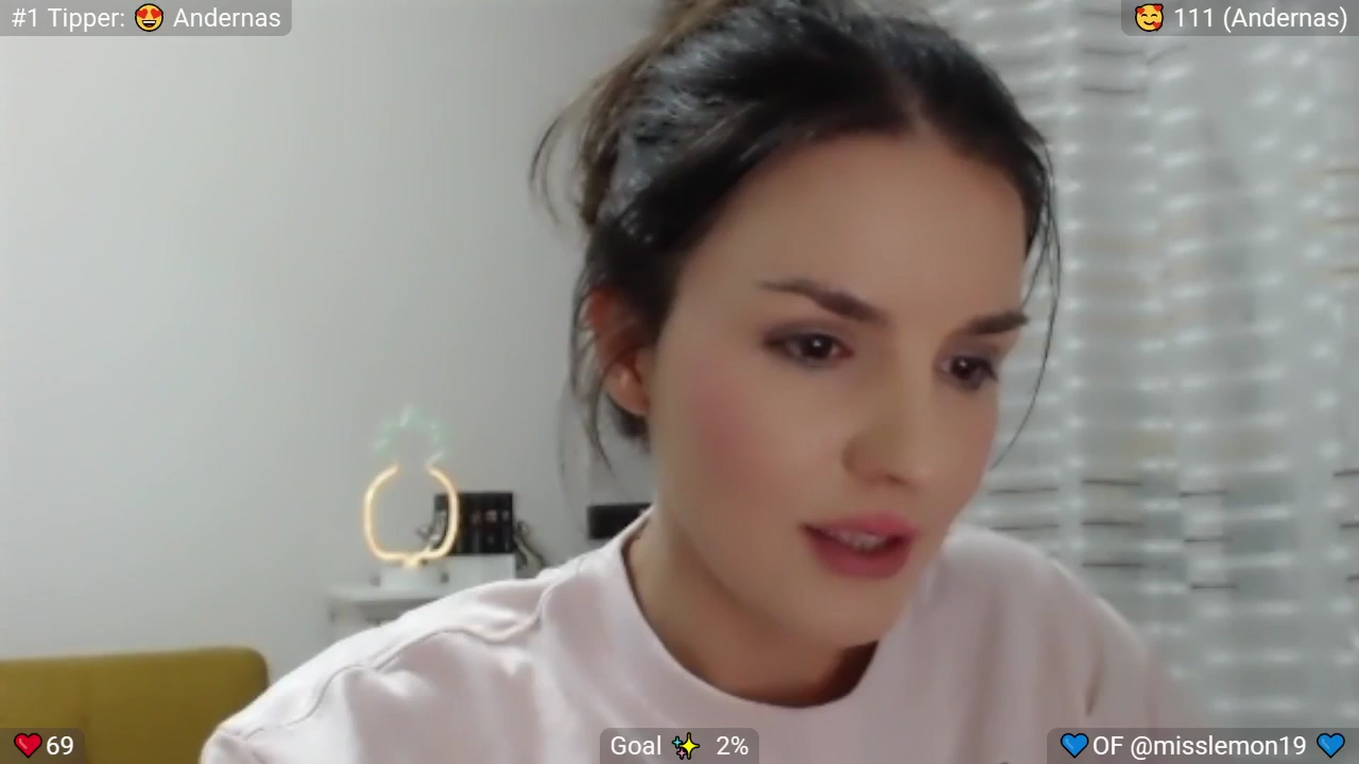 Gallery image thumbnail from MissReno's myfreecams stream on, 08/17/2025, 19:47 image 5 of 20