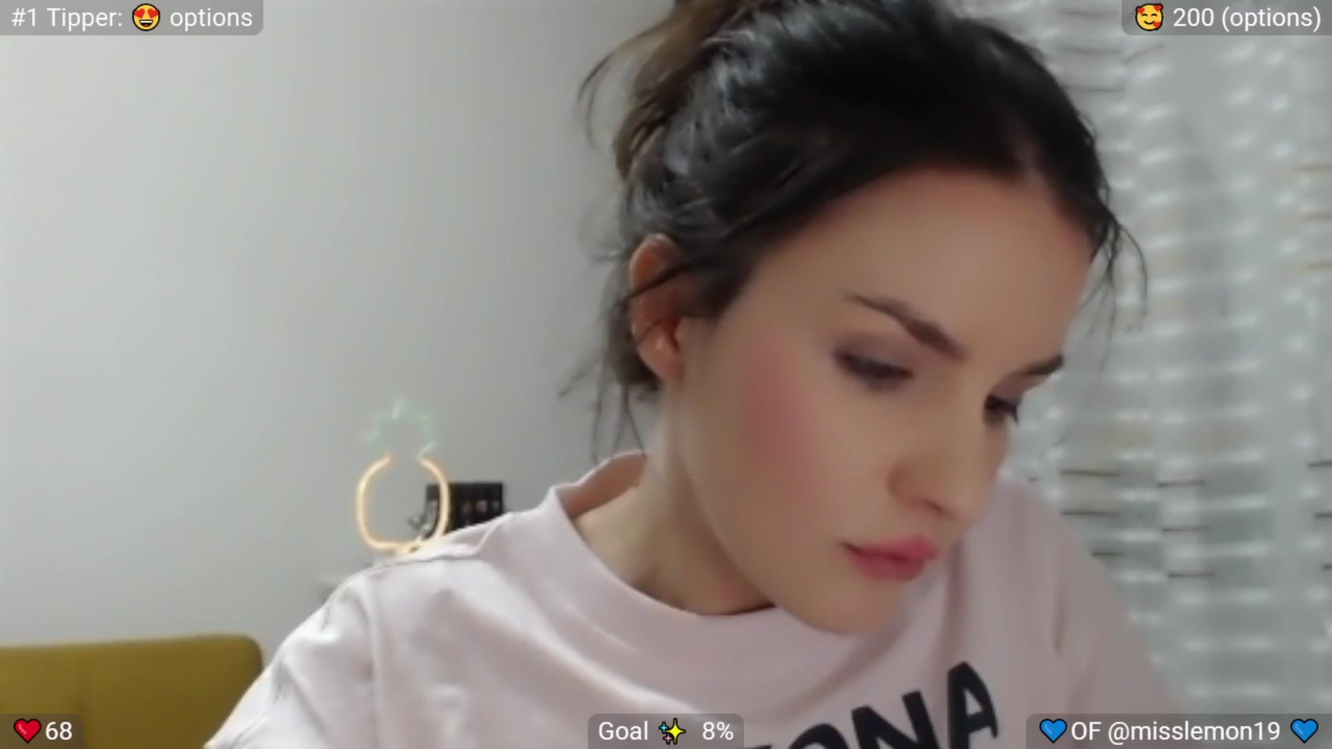Gallery image thumbnail from MissReno's myfreecams stream on, 08/17/2025, 19:47 image 12 of 20