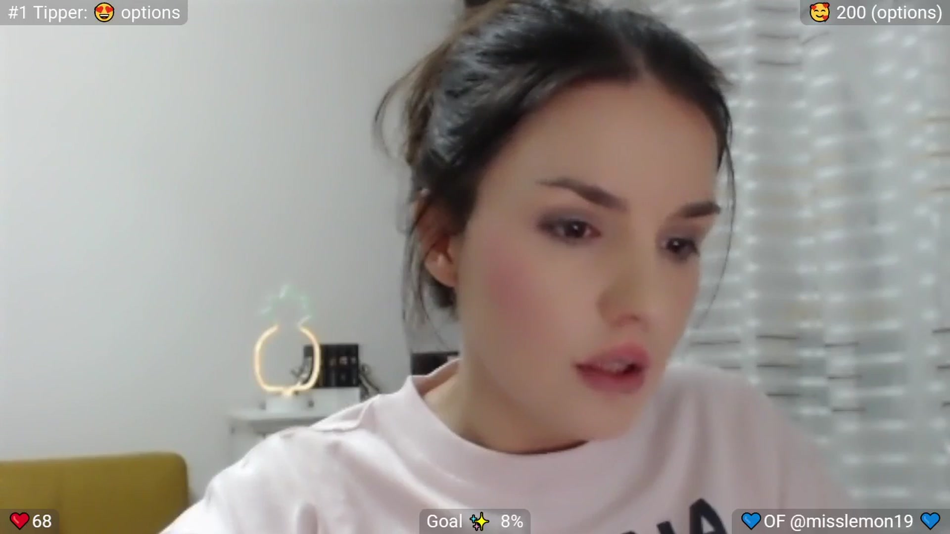 Gallery image thumbnail from MissReno's myfreecams stream on, 08/17/2025, 19:47 image 10 of 20