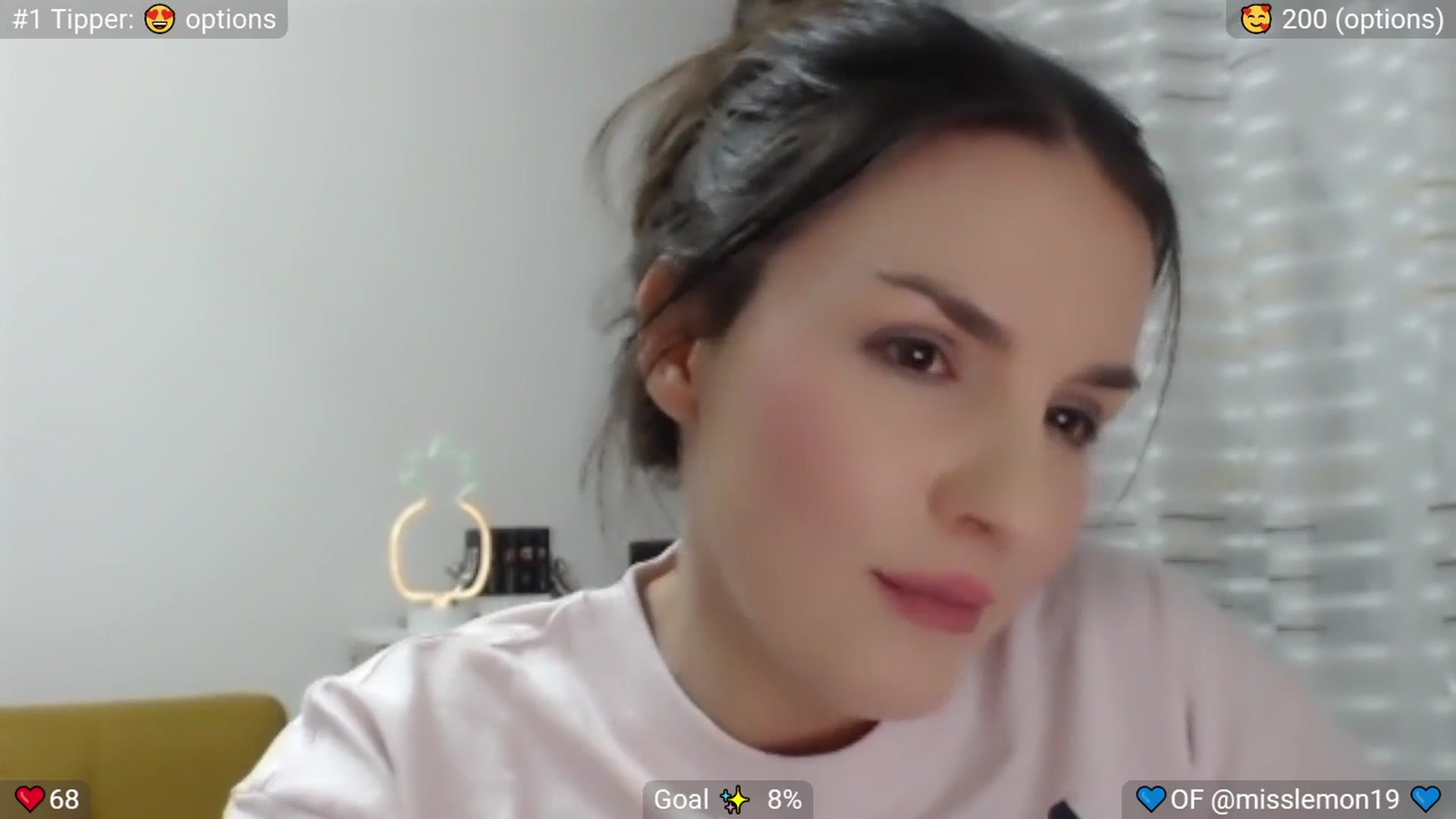 Gallery image thumbnail from MissReno's myfreecams stream on, 08/17/2025, 19:47 image 11 of 20