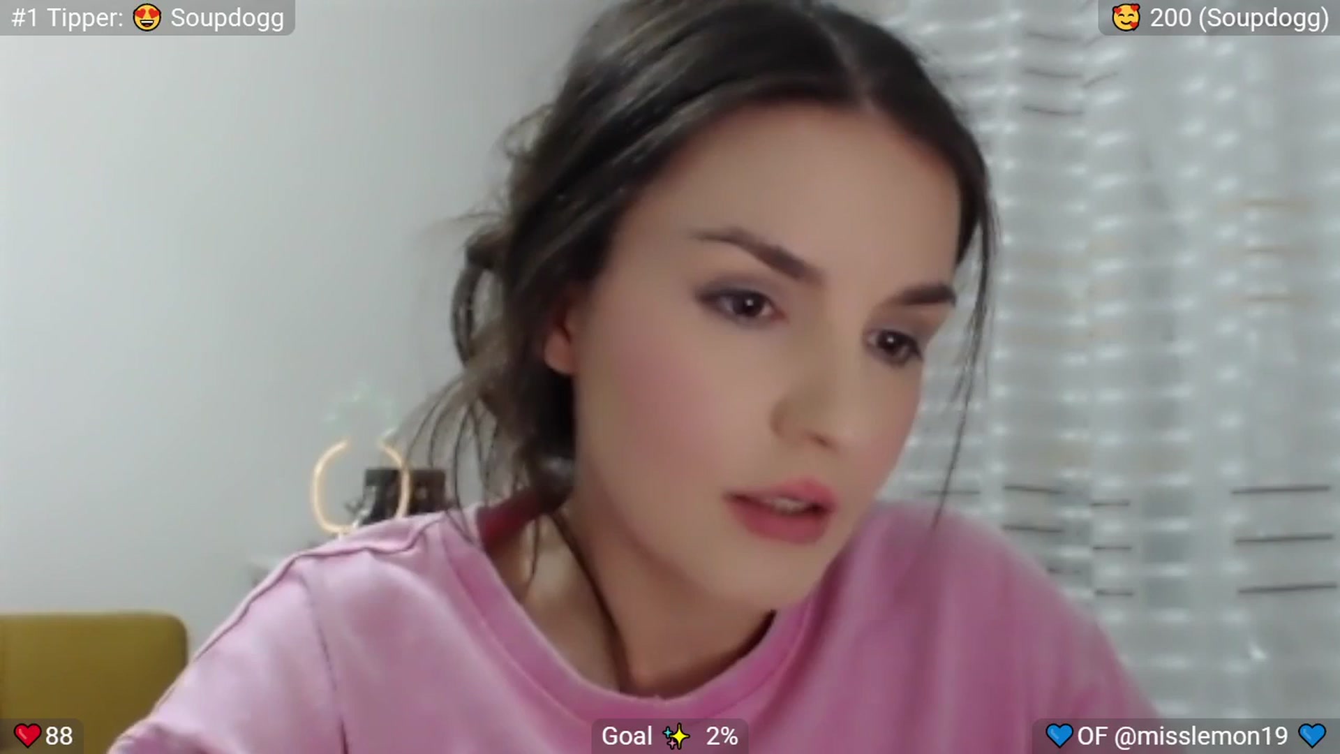 Gallery image thumbnail from MissReno's myfreecams stream on, 08/21/2025, 17:41 image 12 of 20