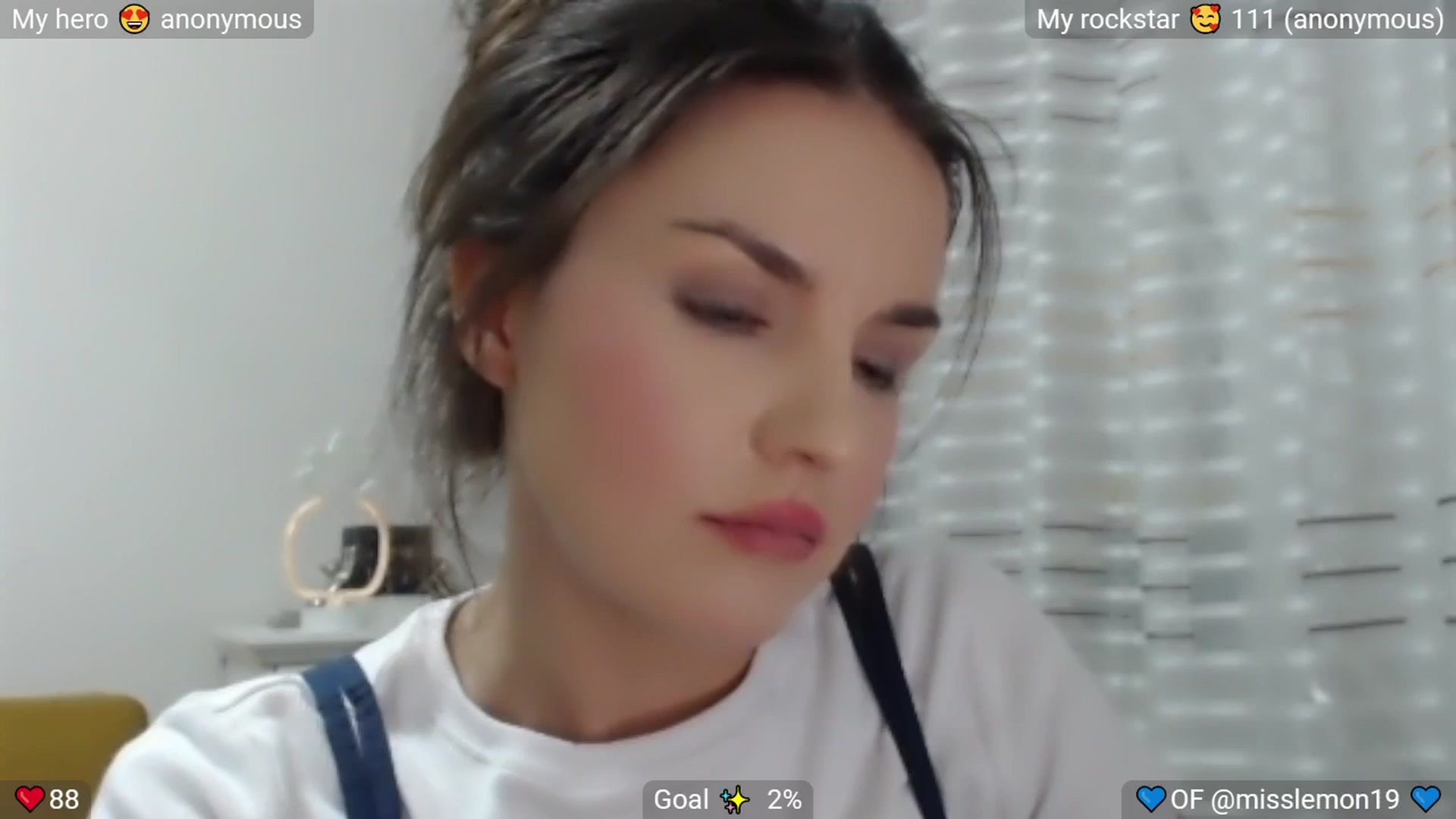 Gallery image thumbnail from MissReno's myfreecams stream on, 08/22/2025, 19:07 image 11 of 20