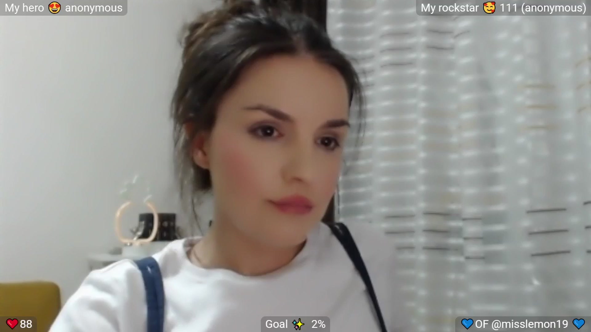 Gallery image thumbnail from MissReno's myfreecams stream on, 08/22/2025, 19:07 image 15 of 20