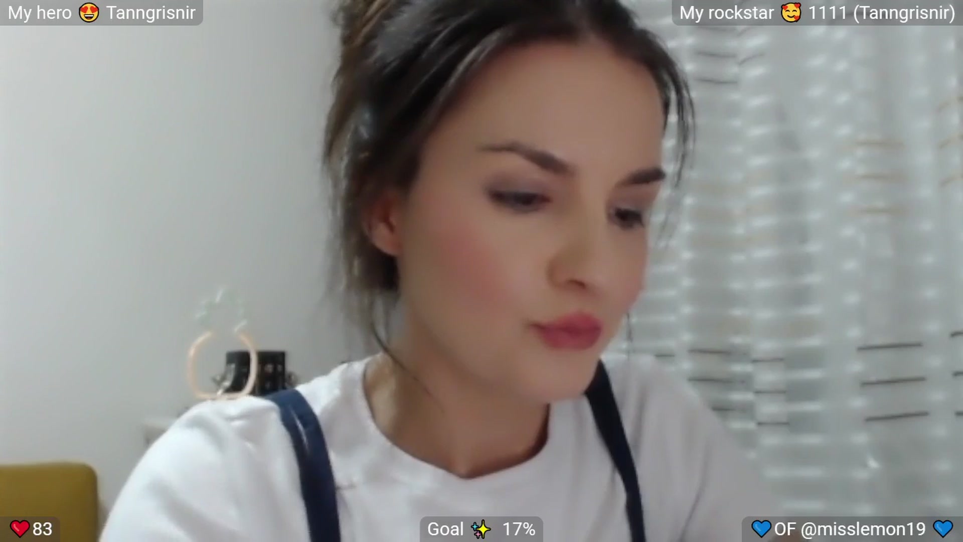Gallery image thumbnail from MissReno's myfreecams stream on, 08/22/2025, 22:06 image 12 of 20
