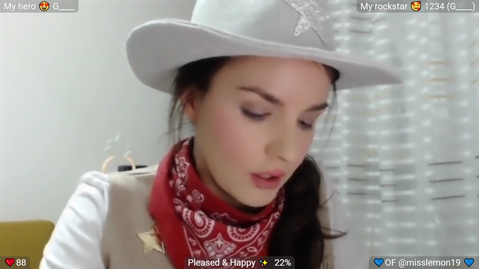 Gallery image thumbnail from MissReno's myfreecams stream on, 08/23/2025, 16:46 image 16 of 20