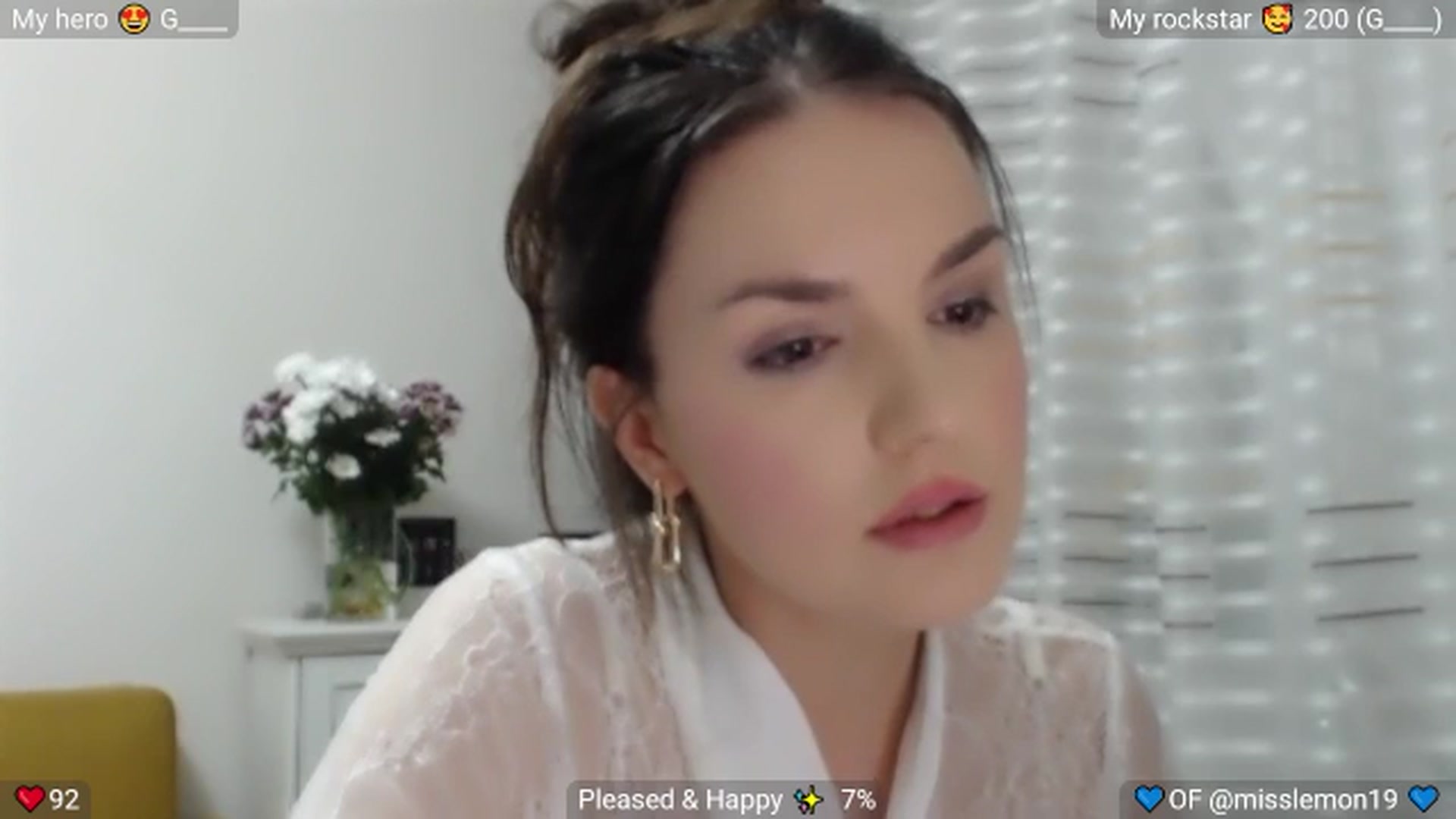 Gallery image thumbnail from MissReno's myfreecams stream on, 08/24/2025, 19:23 image 13 of 20