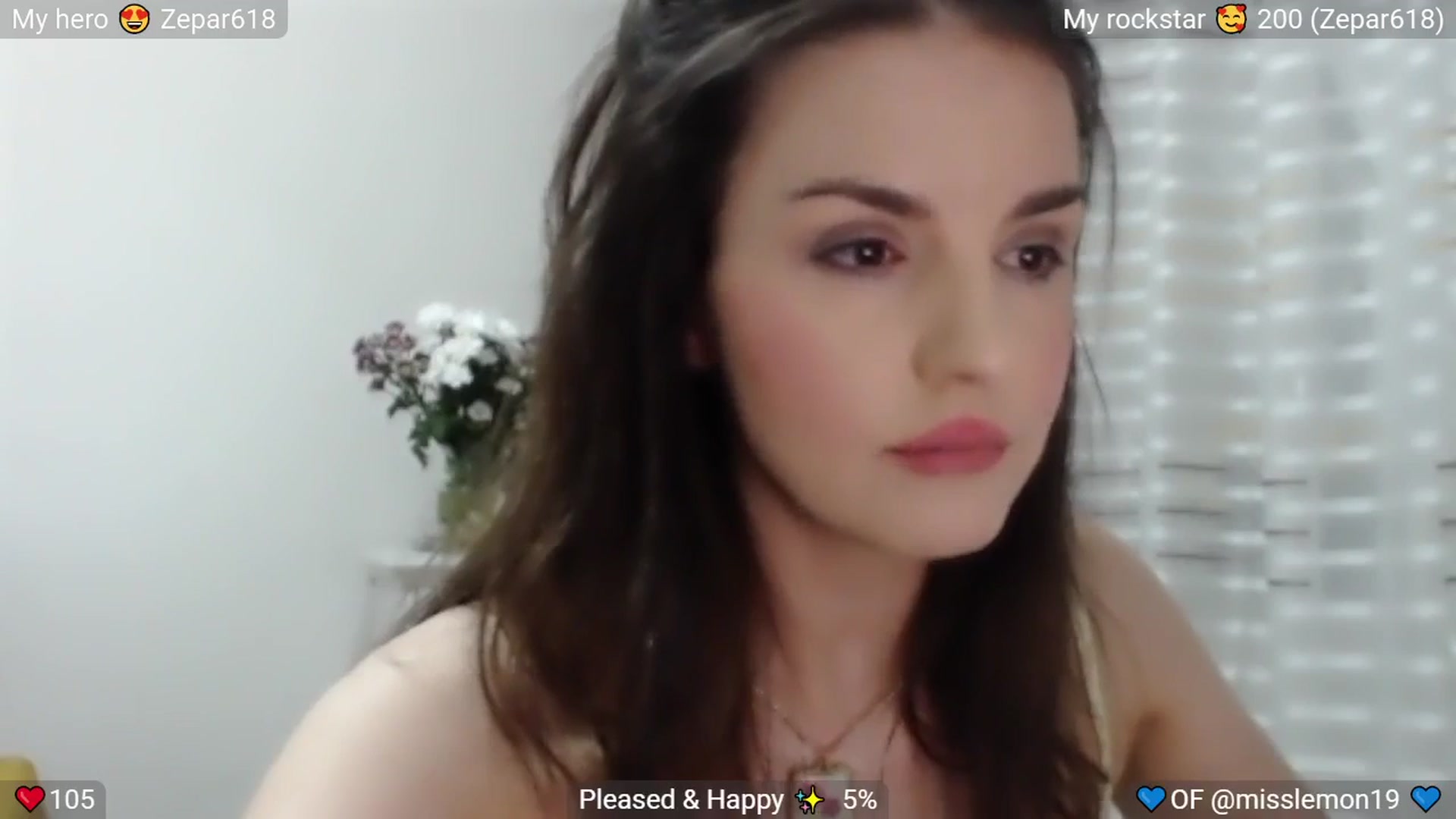 Gallery image thumbnail from MissReno's myfreecams stream on, 08/29/2025, 18:31 image 7 of 20