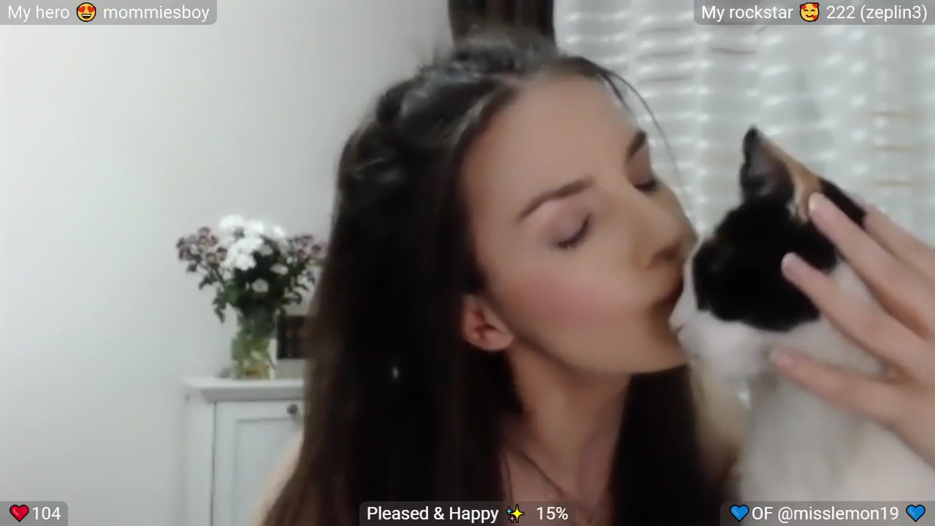 Gallery image thumbnail from MissReno's myfreecams stream on, 08/29/2025, 18:31 image 17 of 20