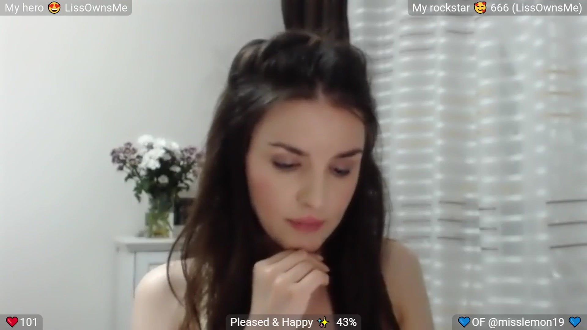 Gallery image thumbnail from MissReno's myfreecams stream on, 08/29/2025, 21:58 image 13 of 20