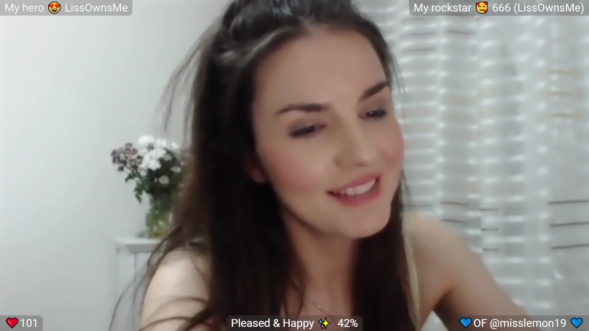 Gallery image thumbnail from MissReno's myfreecams stream on, 08/29/2025, 21:58 image 10 of 20
