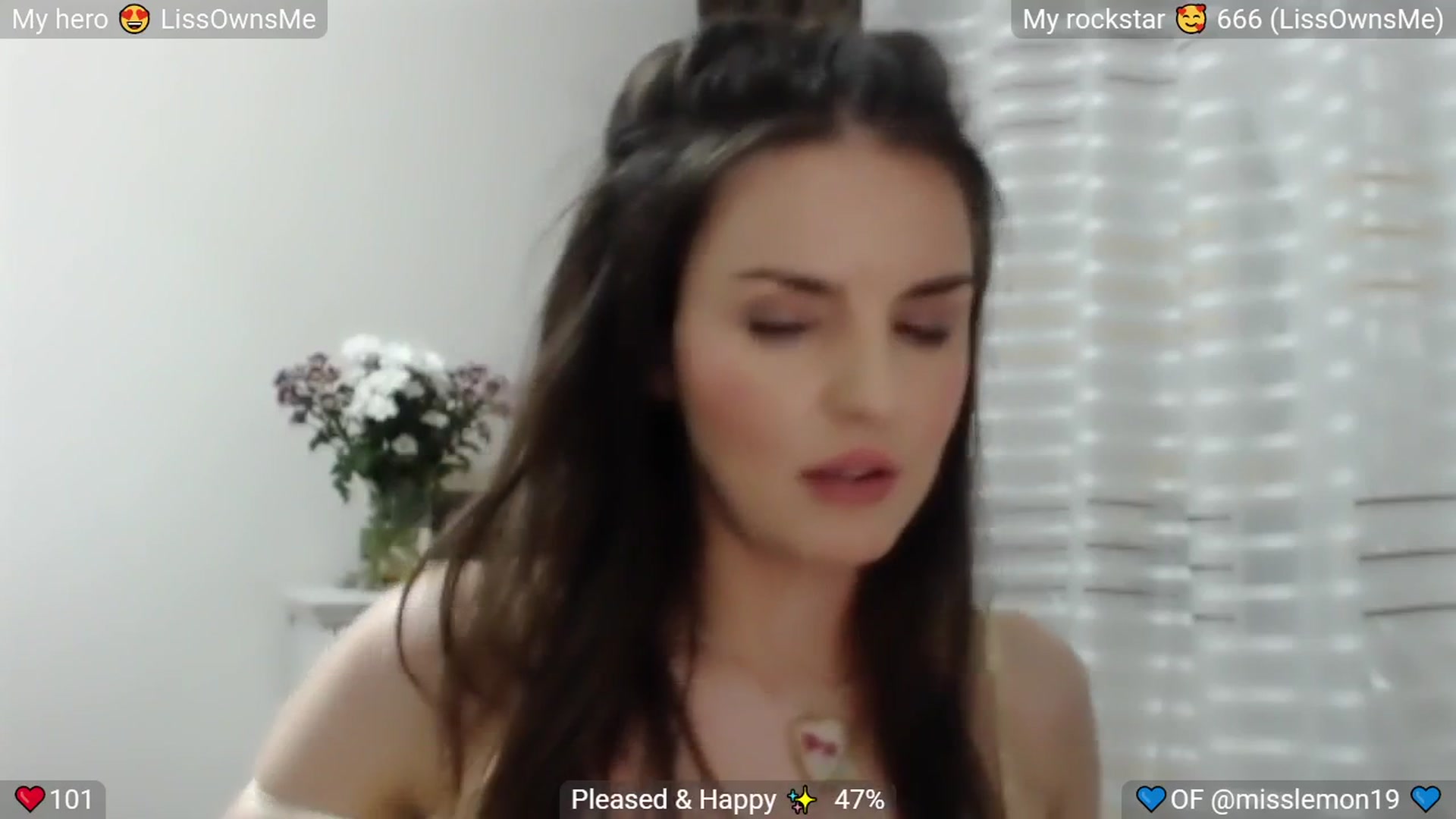 Gallery image thumbnail from MissReno's myfreecams stream on, 08/29/2025, 21:58 image 19 of 20