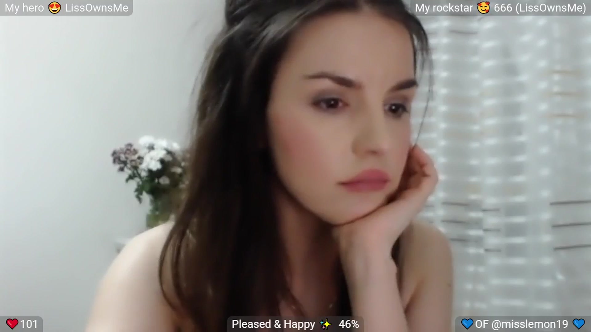 Gallery image thumbnail from MissReno's myfreecams stream on, 08/29/2025, 21:58 image 17 of 20