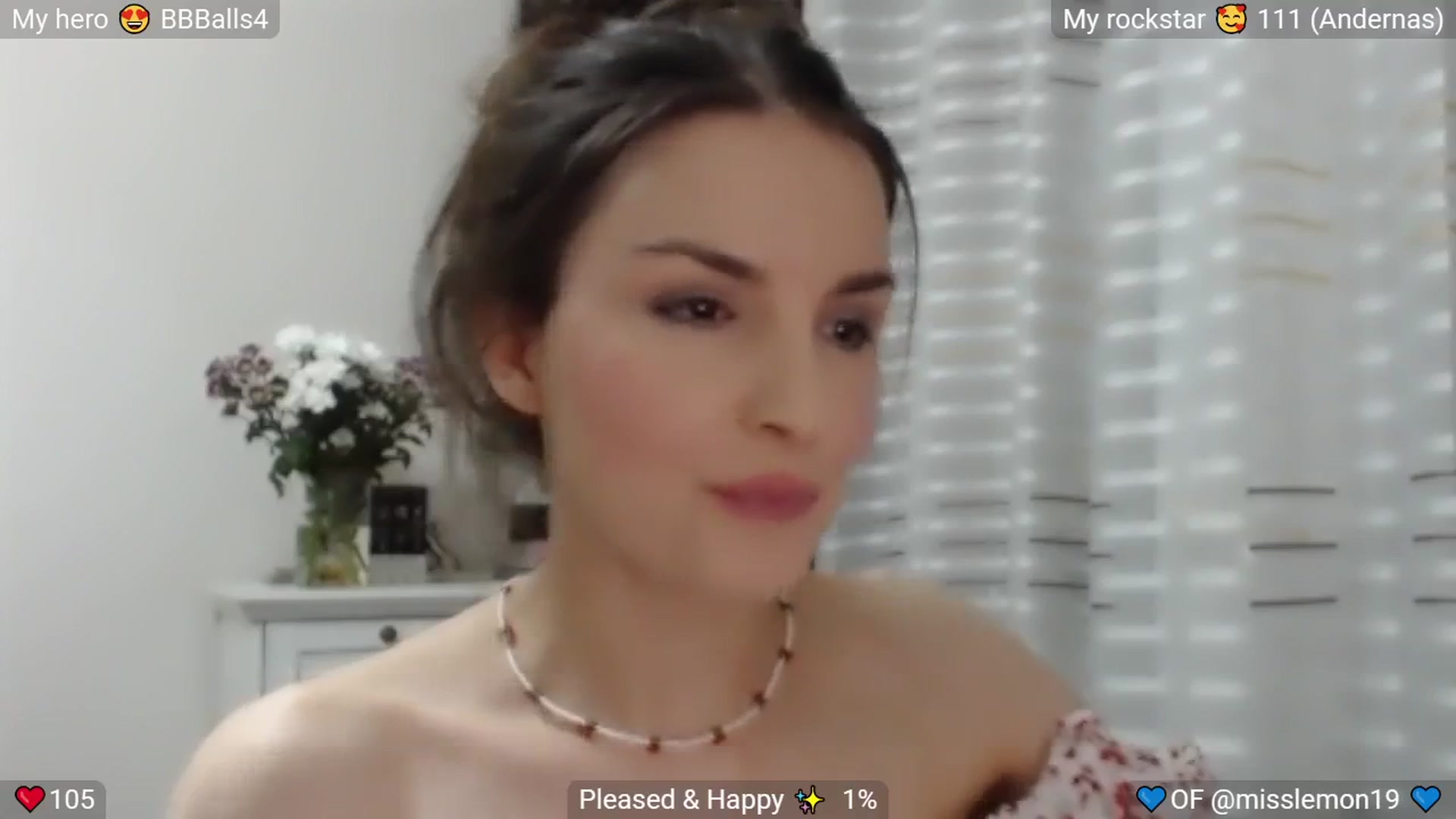 Gallery image thumbnail from MissReno's myfreecams stream on, 08/30/2025, 18:37 image 12 of 20