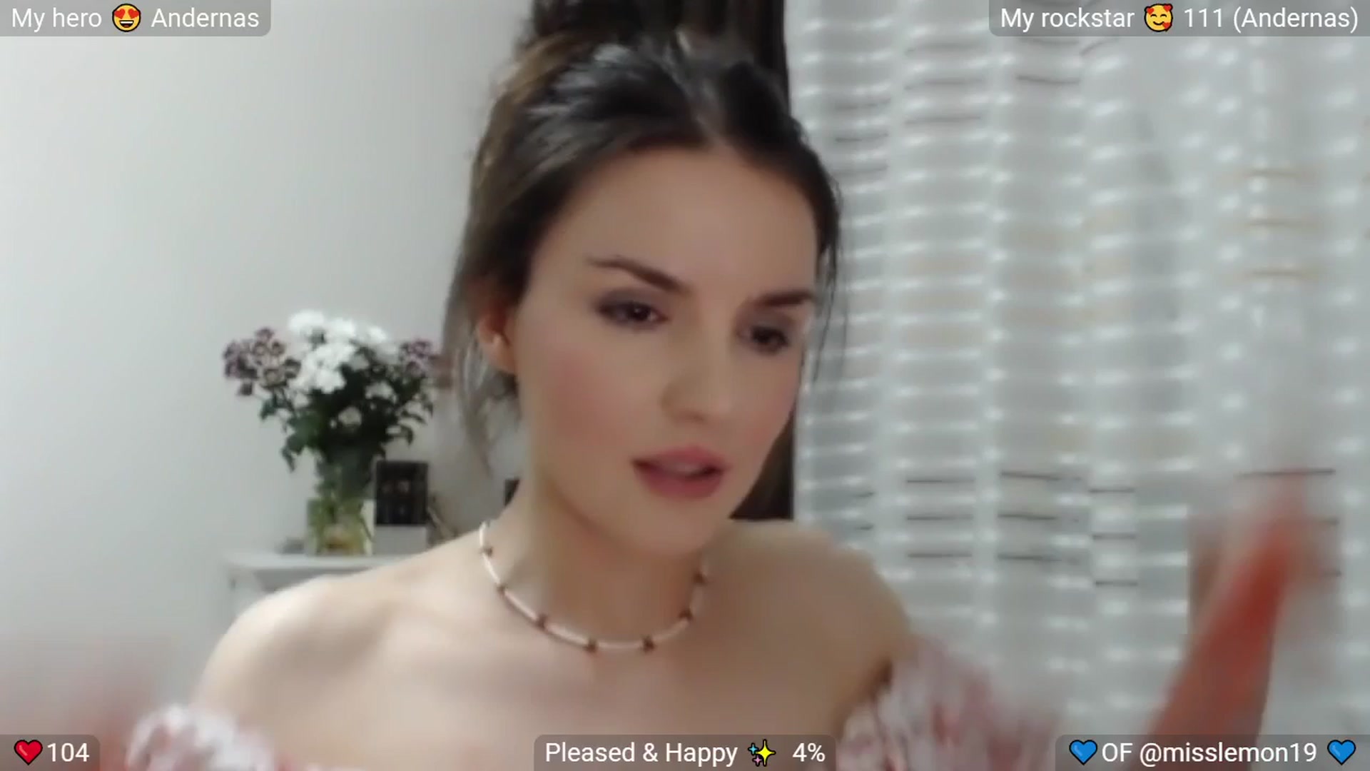 Gallery image thumbnail from MissReno's myfreecams stream on, 08/31/2025, 01:43 image 2 of 20
