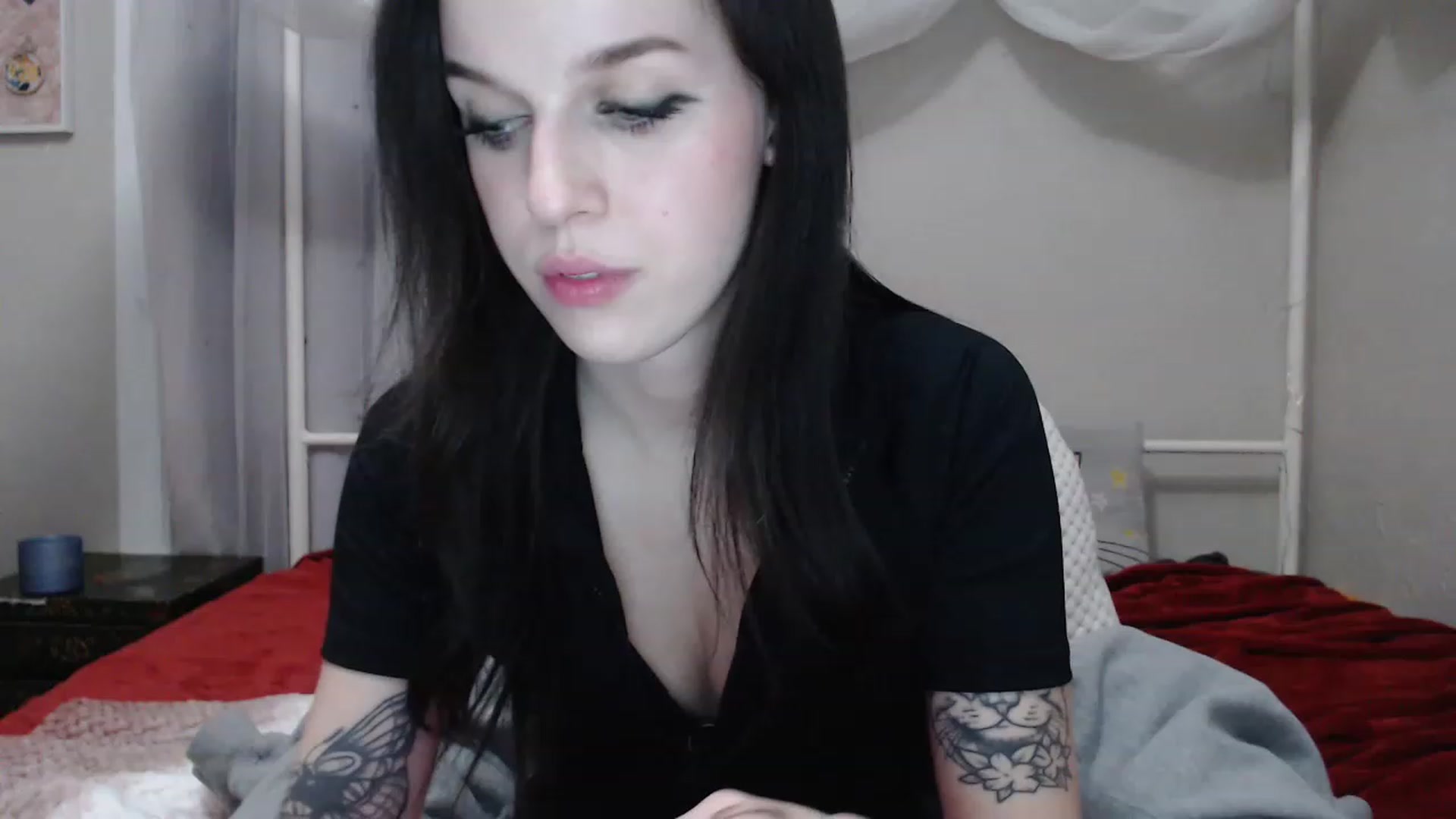 Gallery image thumbnail from MissRhi's myfreecams stream on, 01/05/2023, 09:56 image 8 of 20