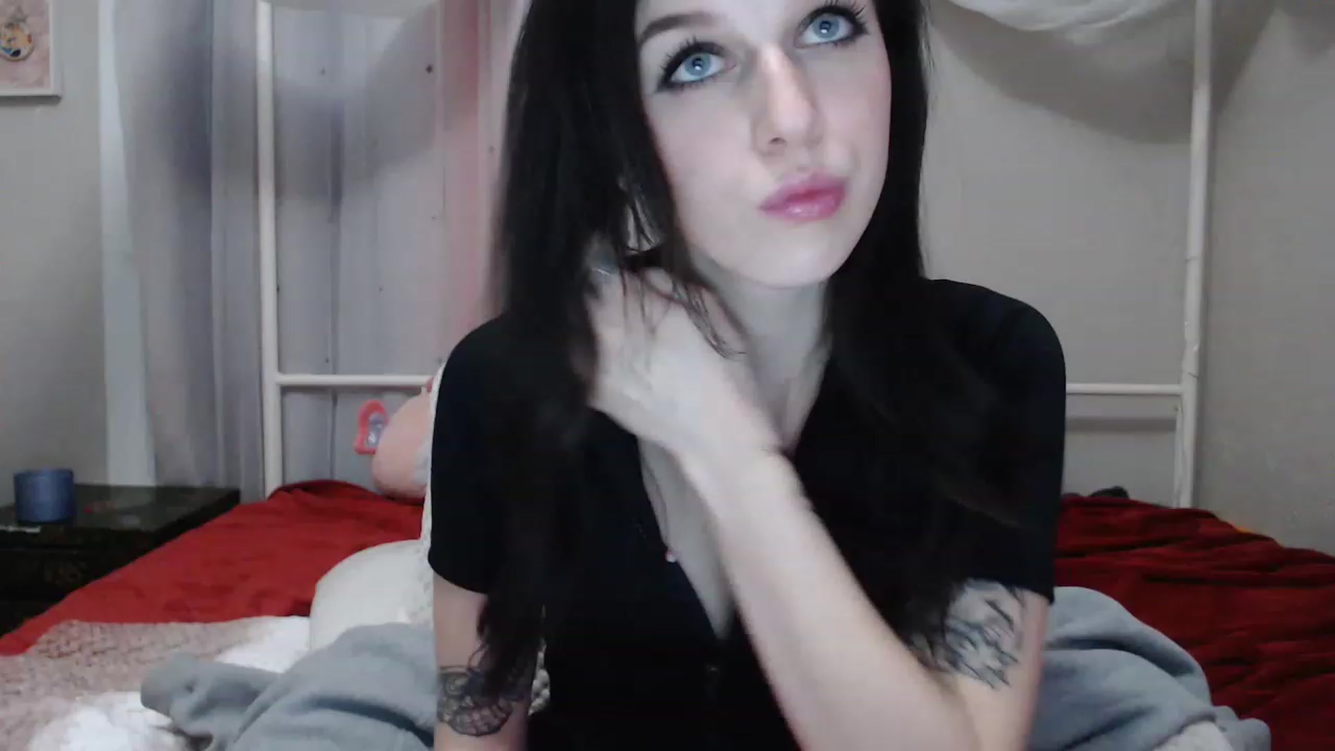 Gallery image thumbnail from MissRhi's myfreecams stream on, 01/05/2023, 09:56 image 17 of 20
