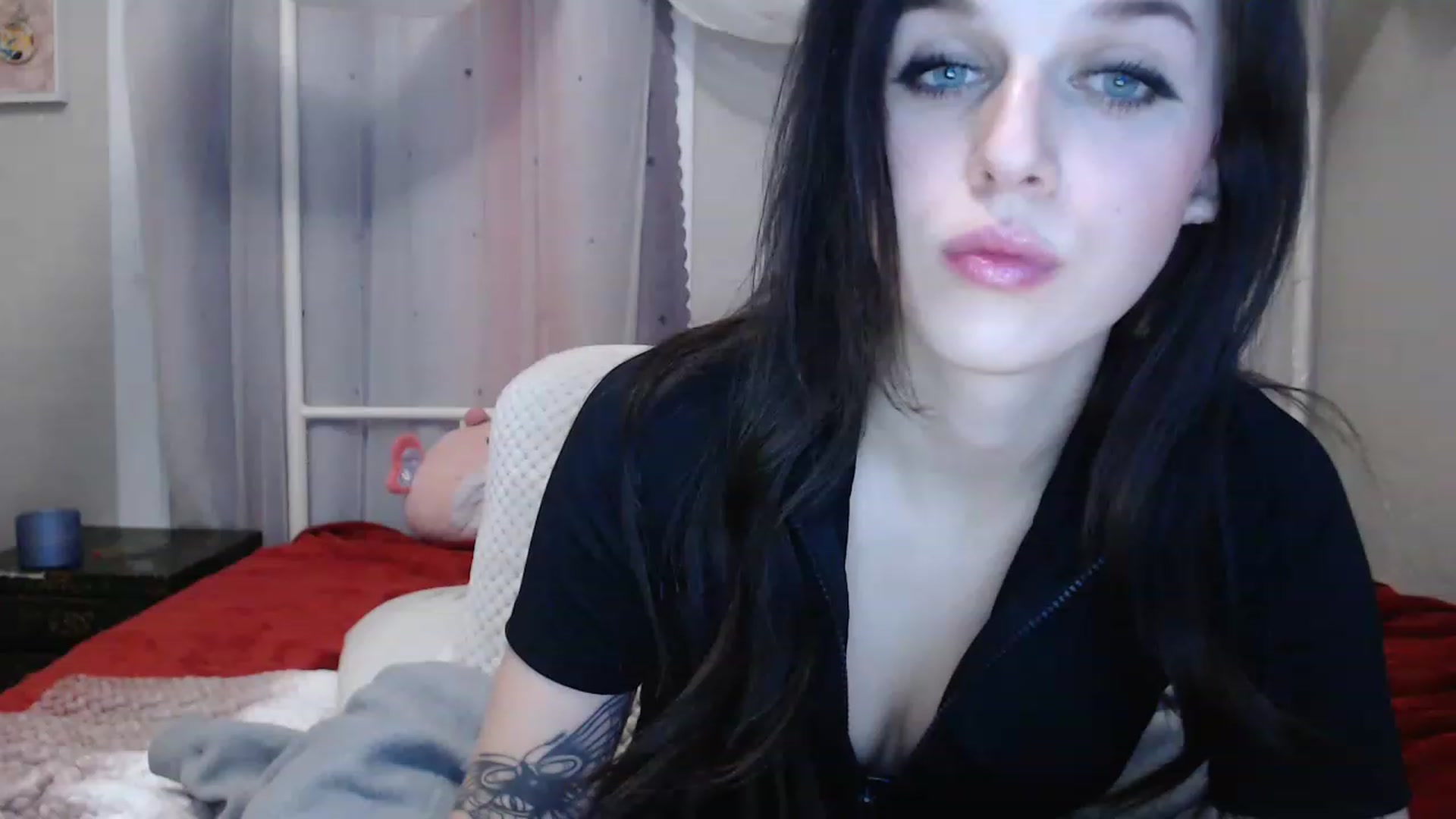 Gallery image thumbnail from MissRhi's myfreecams stream on, 01/05/2023, 09:56 image 20 of 20