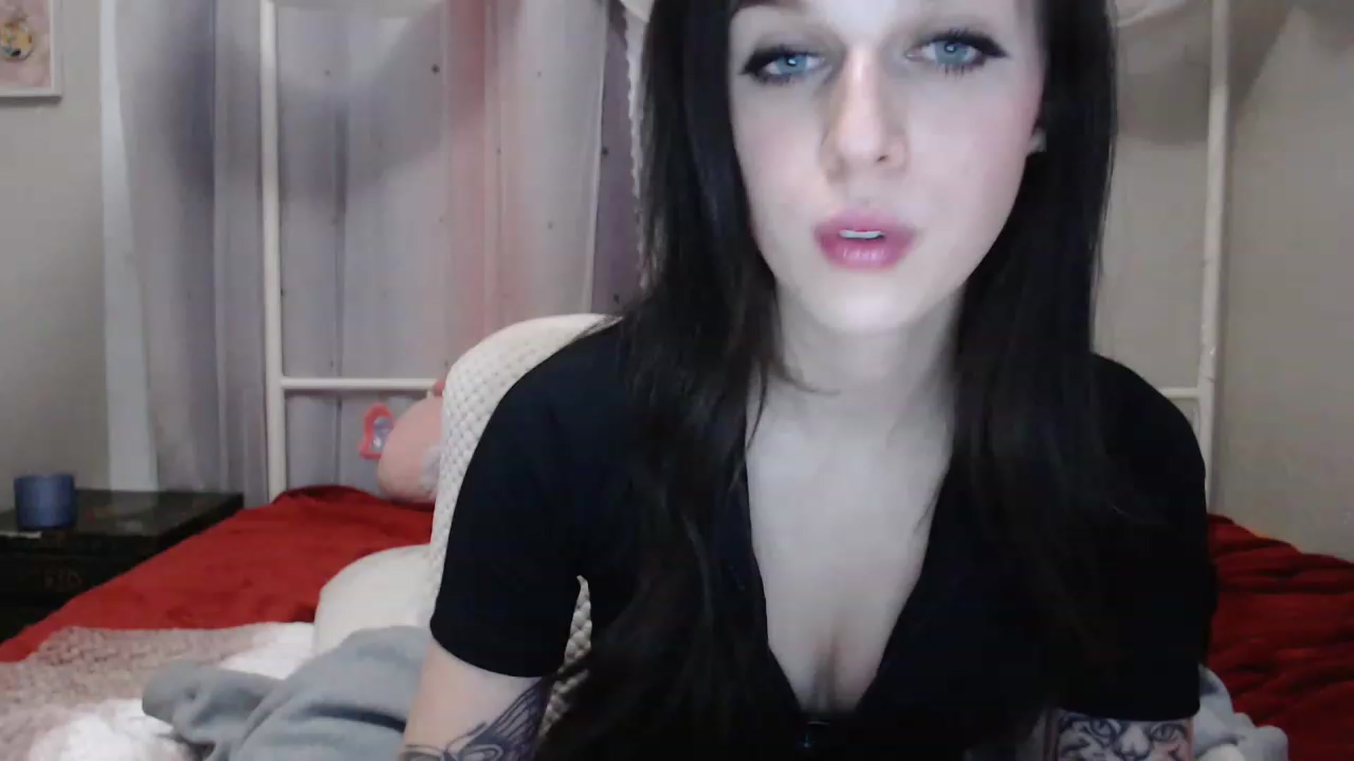 Gallery image thumbnail from MissRhi's myfreecams stream on, 01/05/2023, 09:56 image 16 of 20