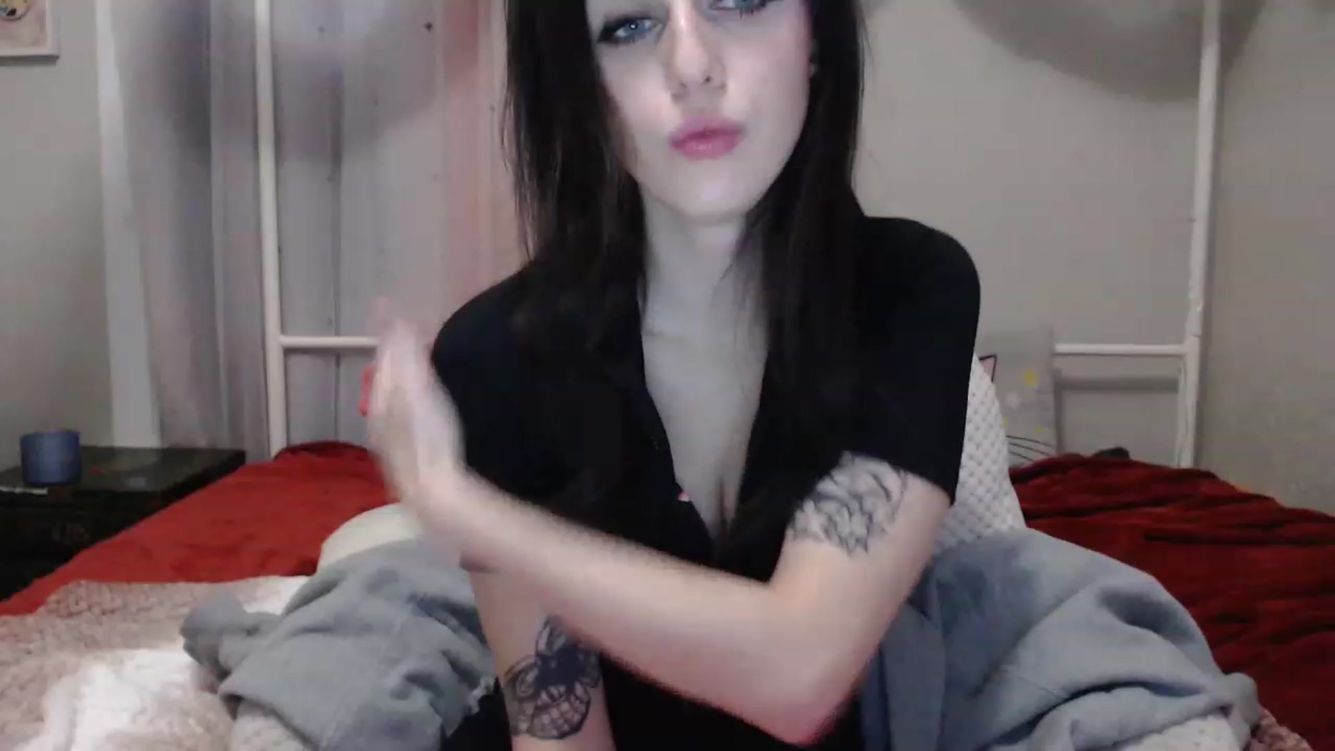 Gallery image thumbnail from MissRhi's myfreecams stream on, 01/05/2023, 09:56 image 9 of 20