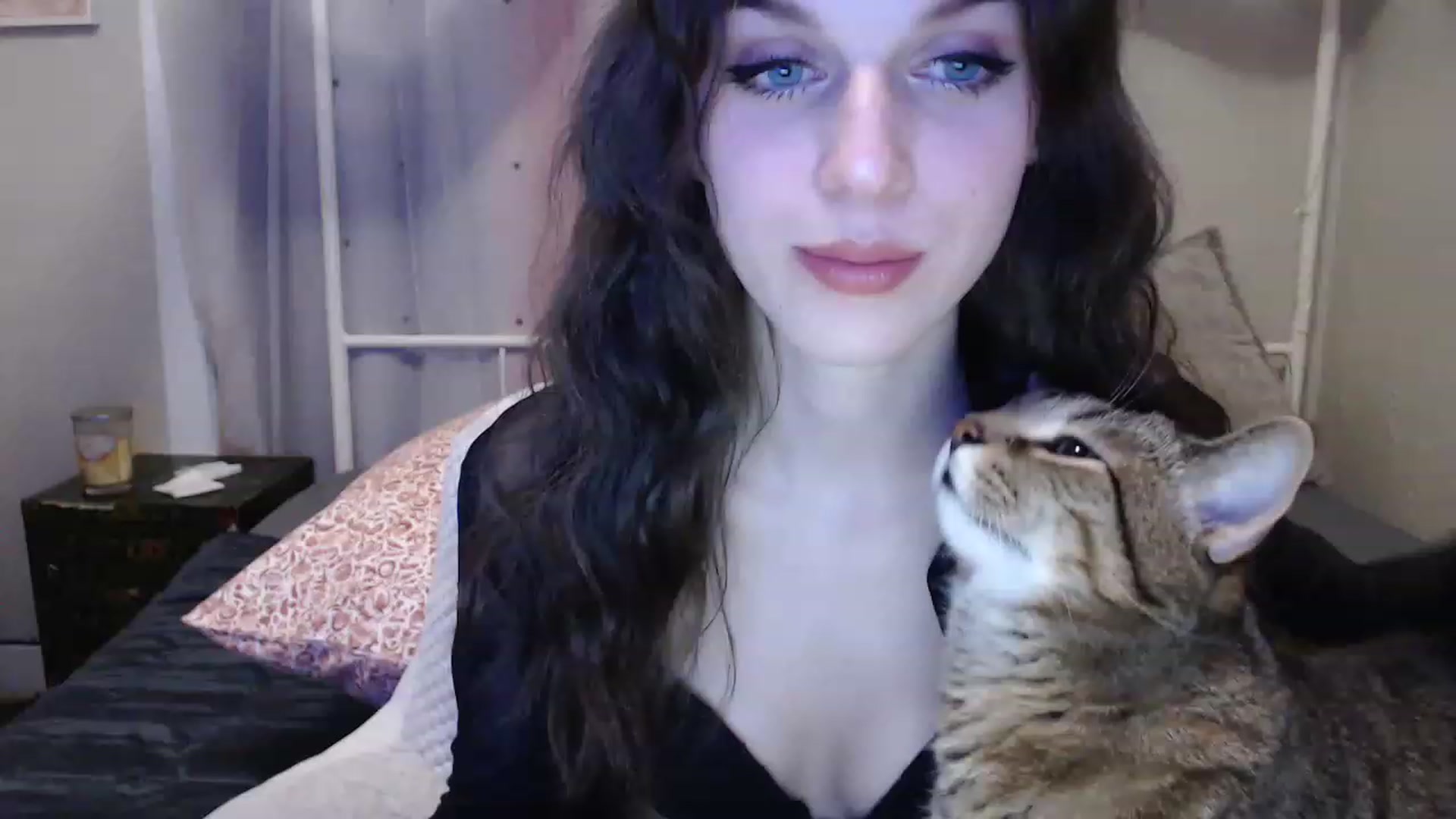 Gallery image thumbnail from MissRhi's myfreecams stream on, 04/17/2023, 05:45 image 17 of 20