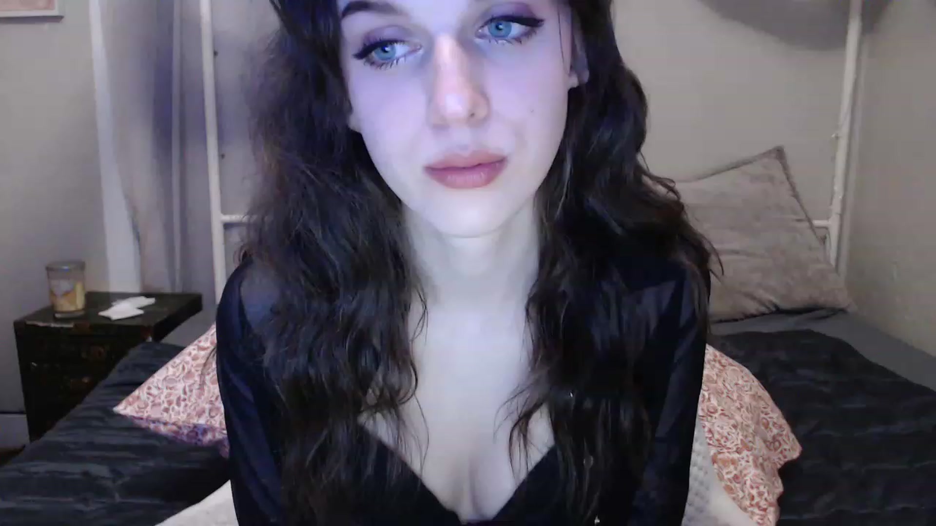 Gallery image thumbnail from MissRhi's myfreecams stream on, 04/17/2023, 05:45 image 15 of 20