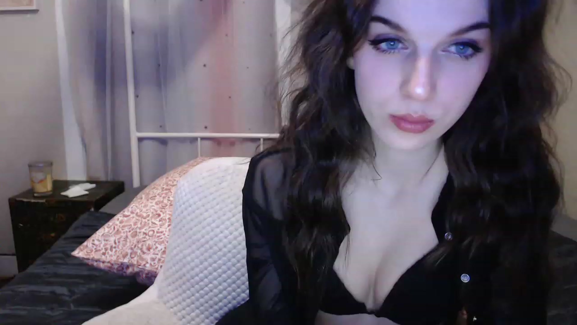 Gallery image thumbnail from MissRhi's myfreecams stream on, 04/17/2023, 05:45 image 16 of 20