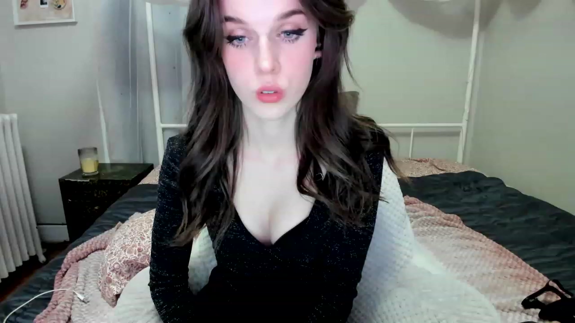 Gallery image thumbnail from MissRhi's myfreecams stream on, 04/28/2023, 06:35 image 18 of 20